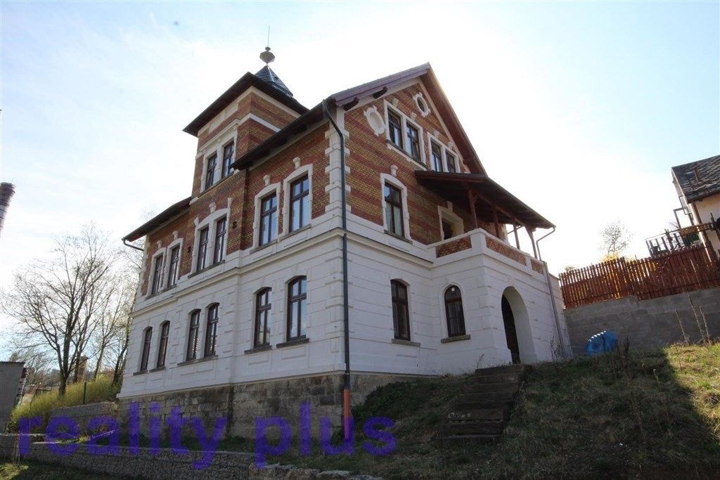 Pronájem byt 1+1 - Podhorská, Jablonec nad Nisou, 32 m²