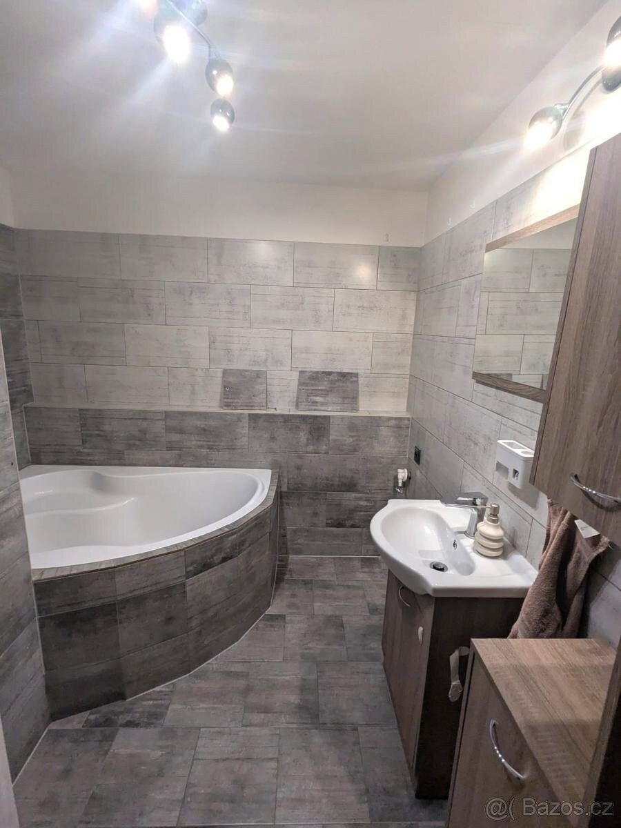 Byty, Bílina, 418 01