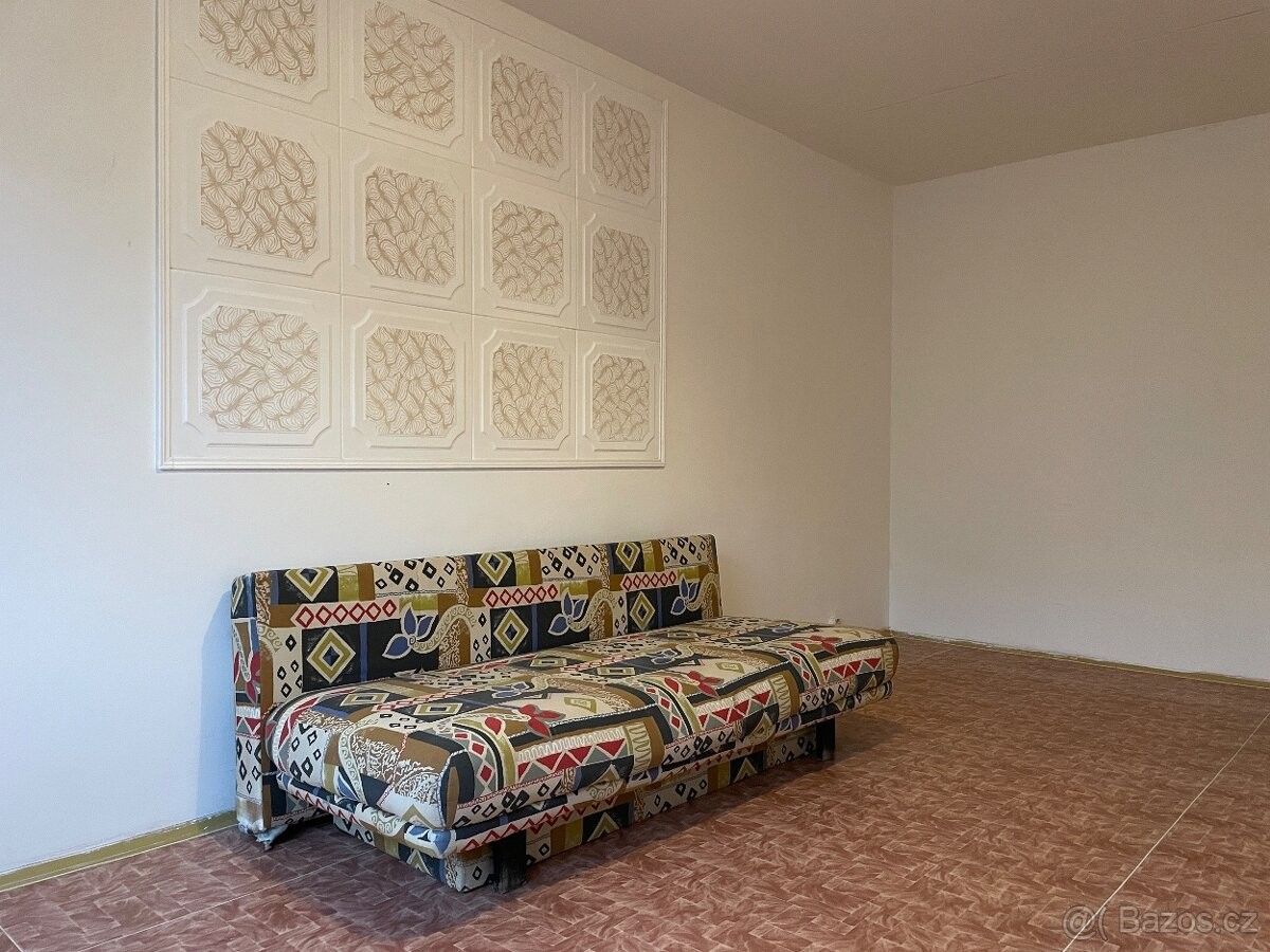 Pronájem byt - Jirkov, 431 11