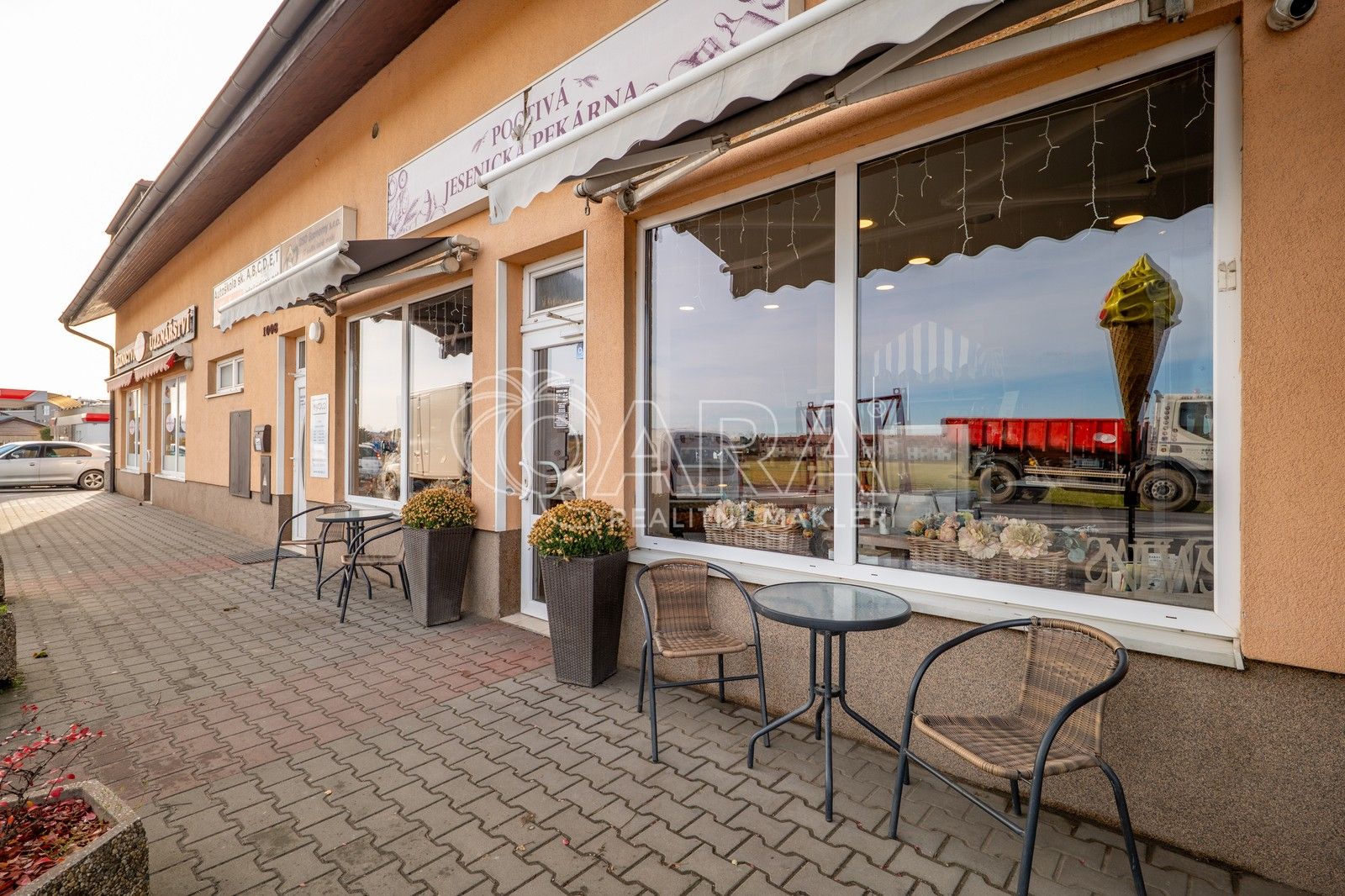 Obchodní prostory, Budějovická, Jesenice, 62 m²