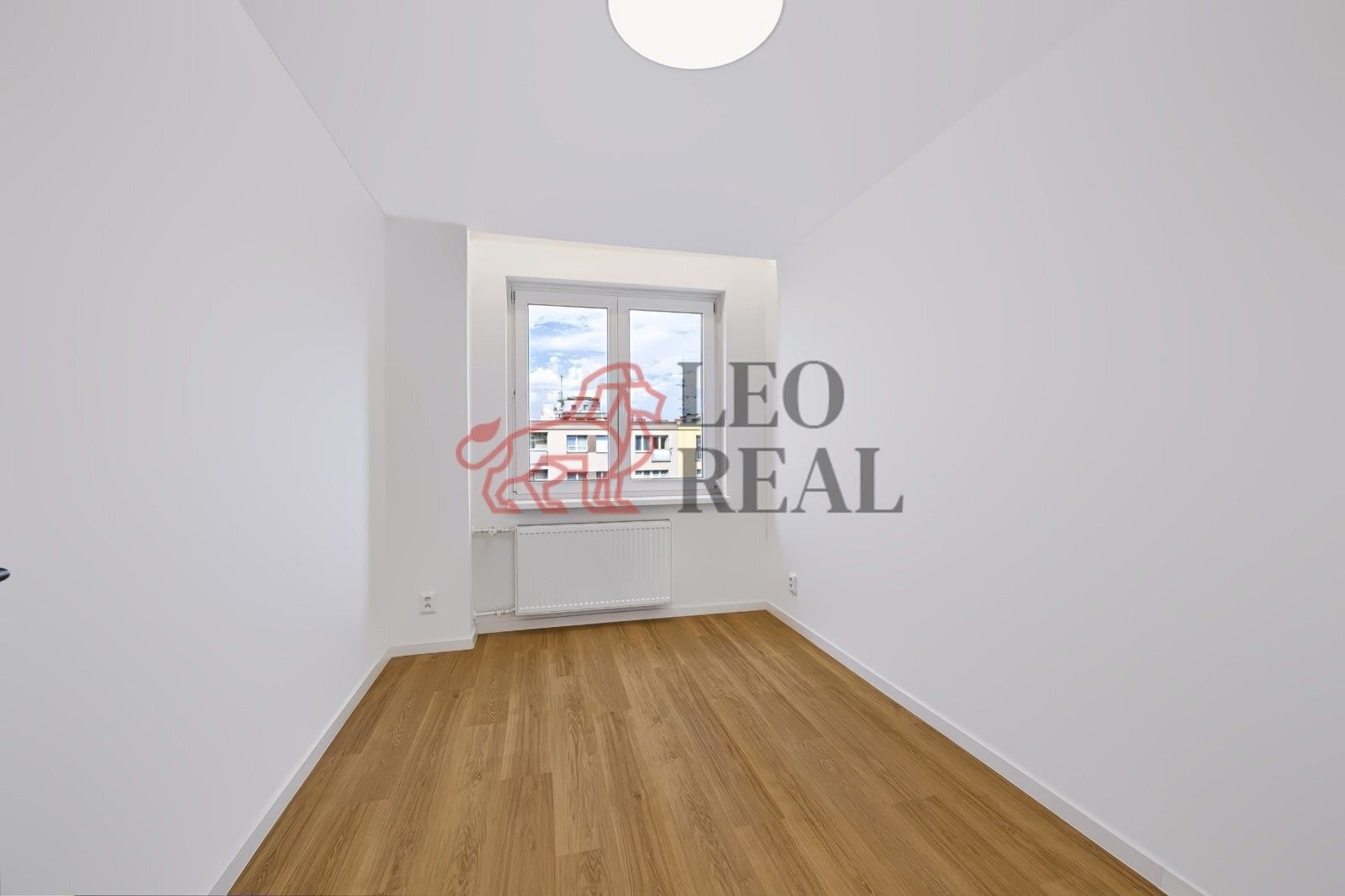 Byt 4+kk · 81 m² · Svojšovická, Praha - 4
