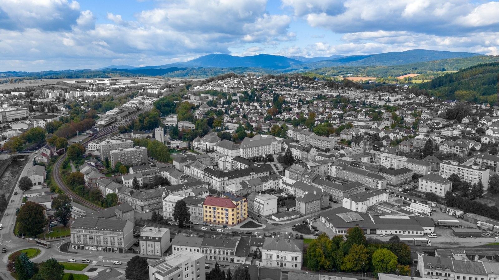 Pronájem byt 2+kk - Libušinka 403, Trutnov, 50 m²