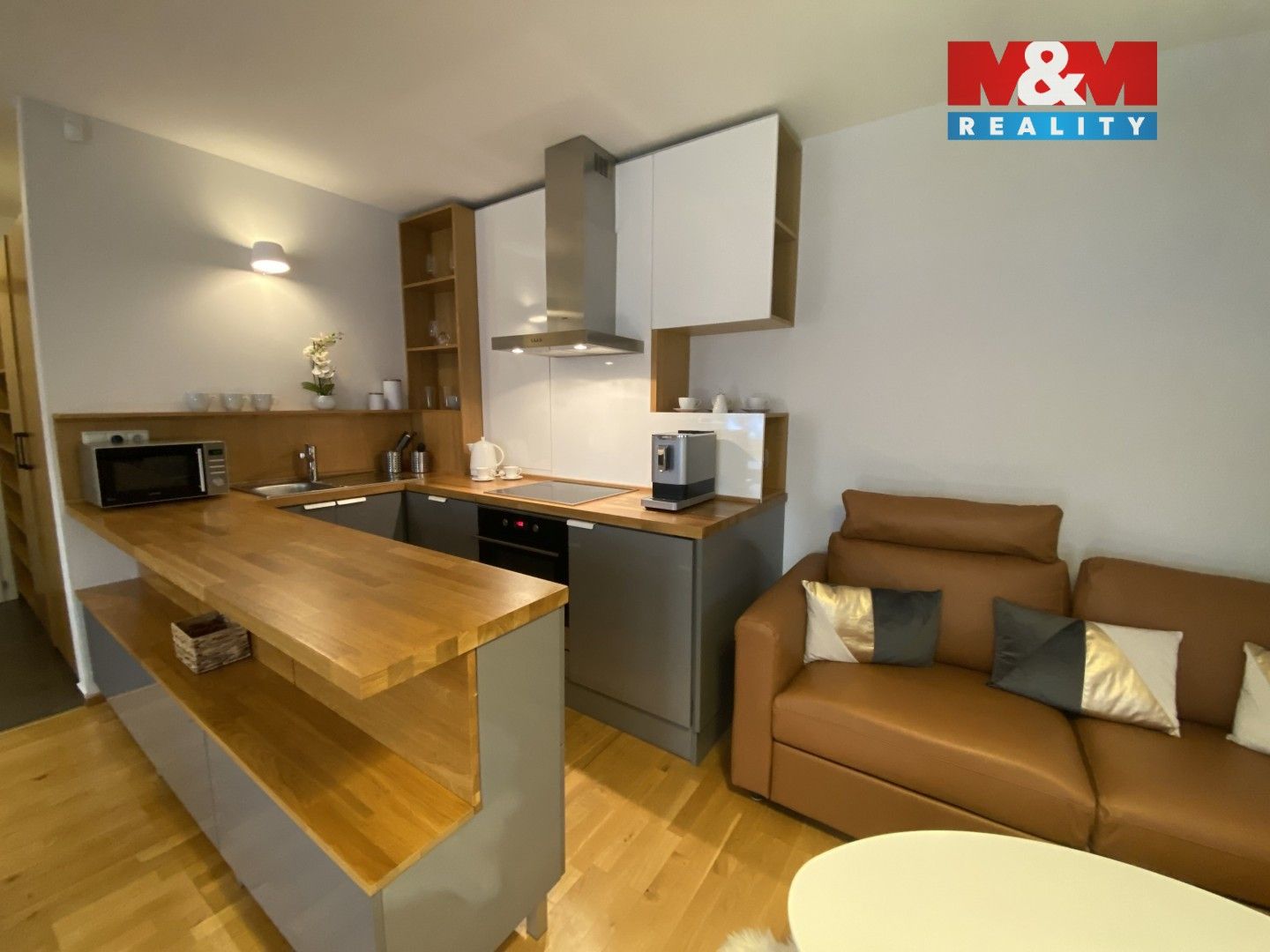 Pronájem byt 2+kk - Jiráskova, Jablonec nad Nisou, 66 m²