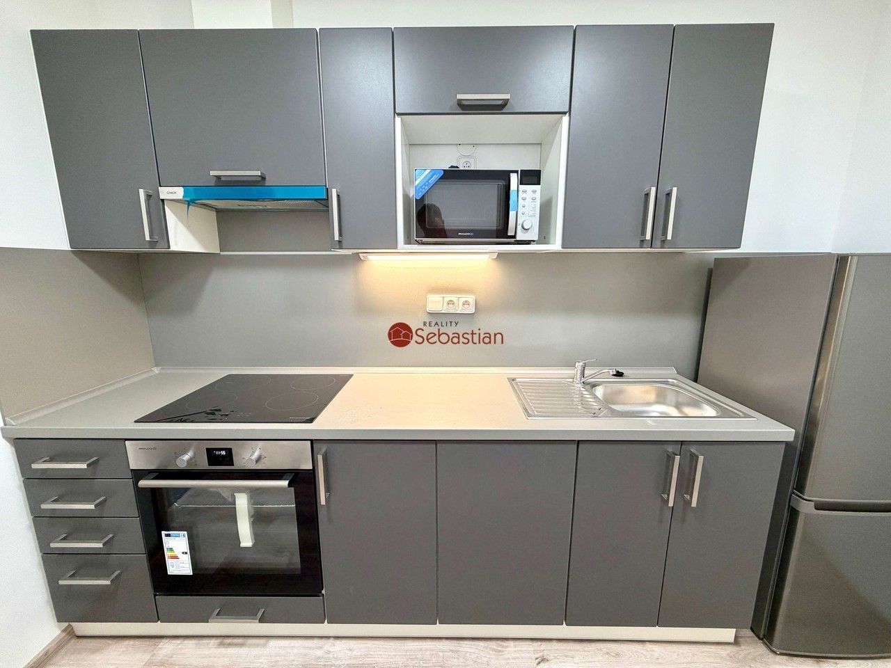 Byt 1+1 · 64 m² · náměstí Míru, Litvínov - 3