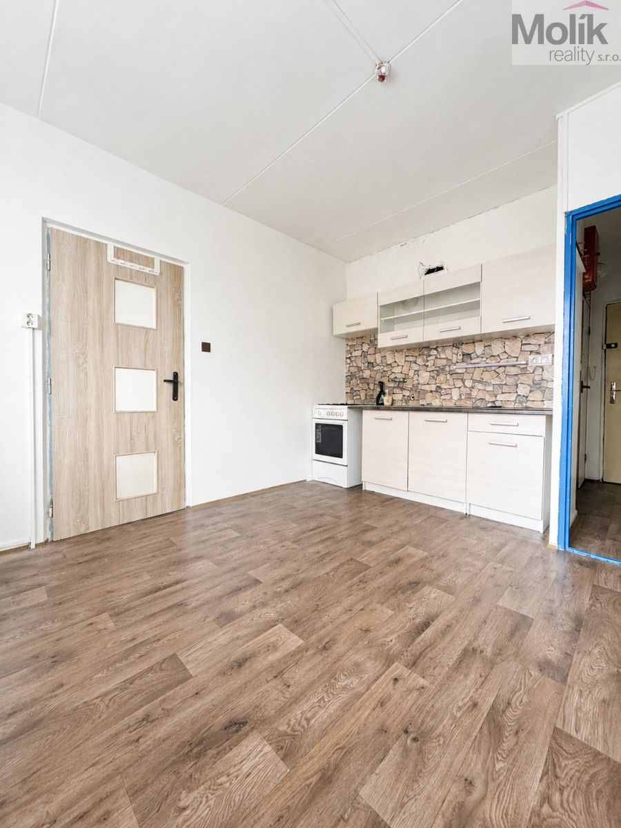 1+1, Kundratická, Chomutov, 38 m² - 2