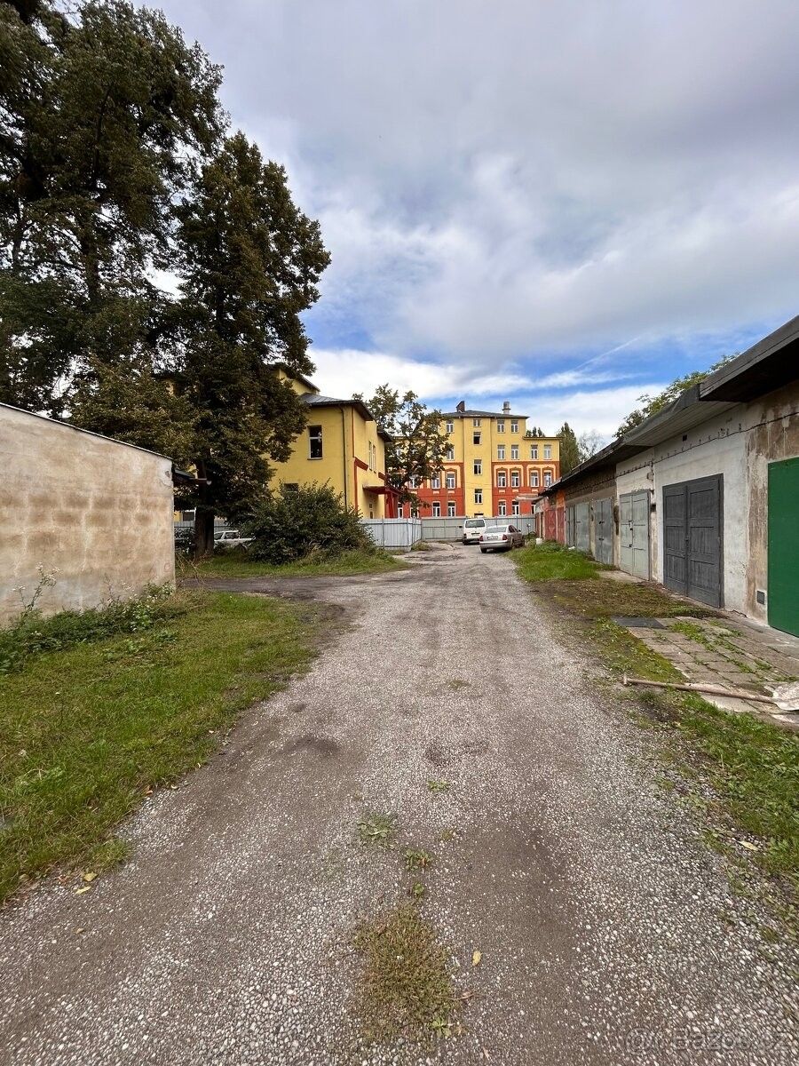 Pronájem garáž - Ostrava, 700 30