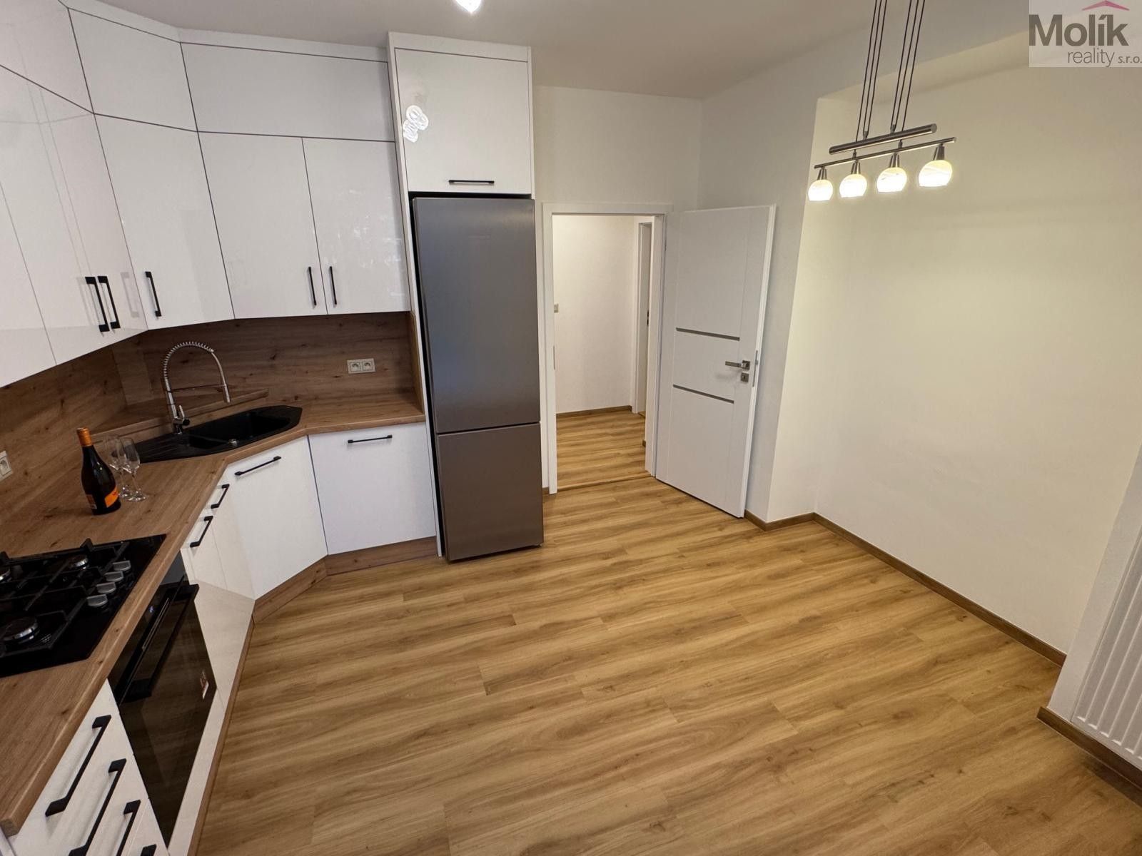 Pronájem byt 2+1 - Čsl. armády, Most, 54 m²