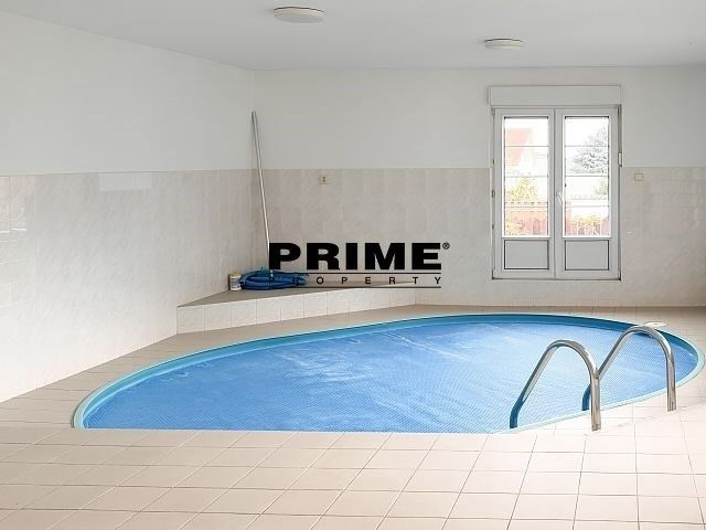 Rodinné domy, V březinkách, Praha, 365 m²