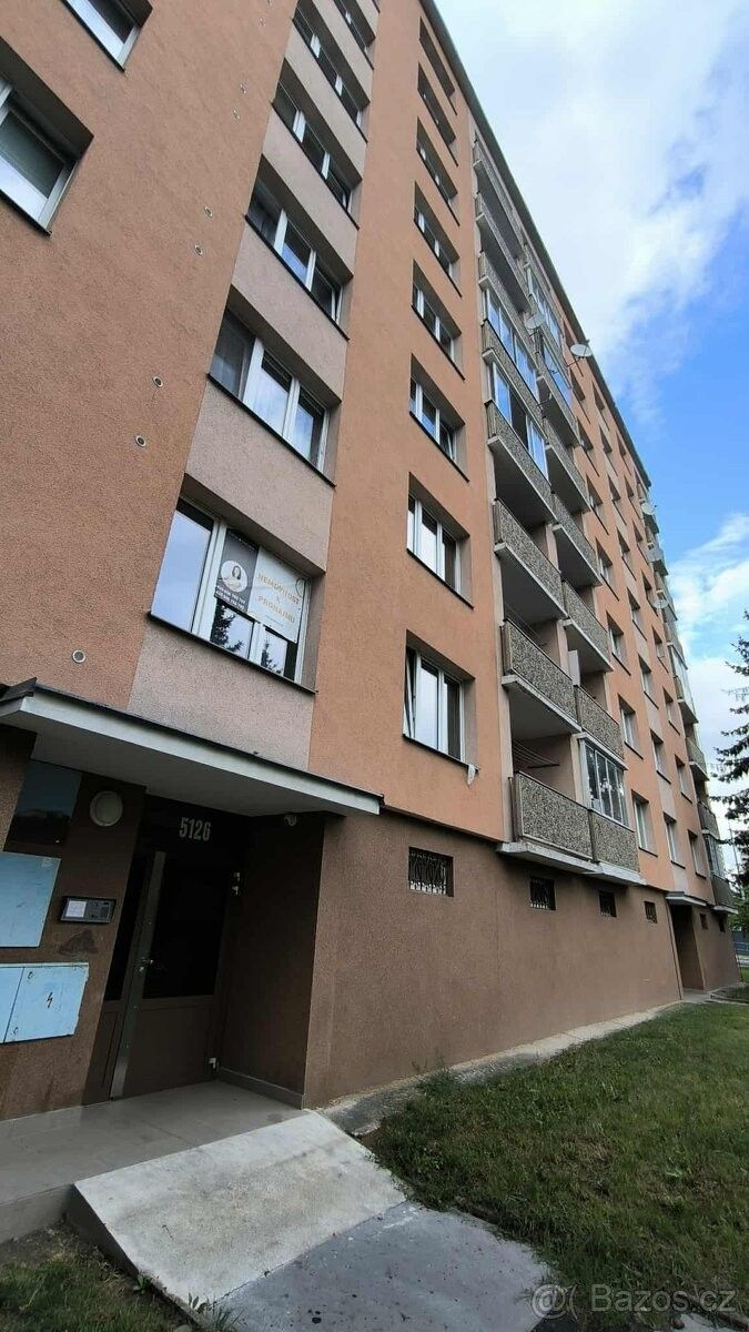 Byty, Chomutov, 430 01