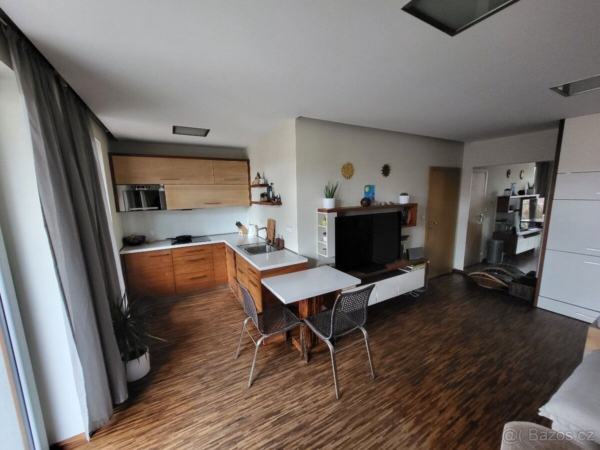 Byty, Pardubice, 530 02