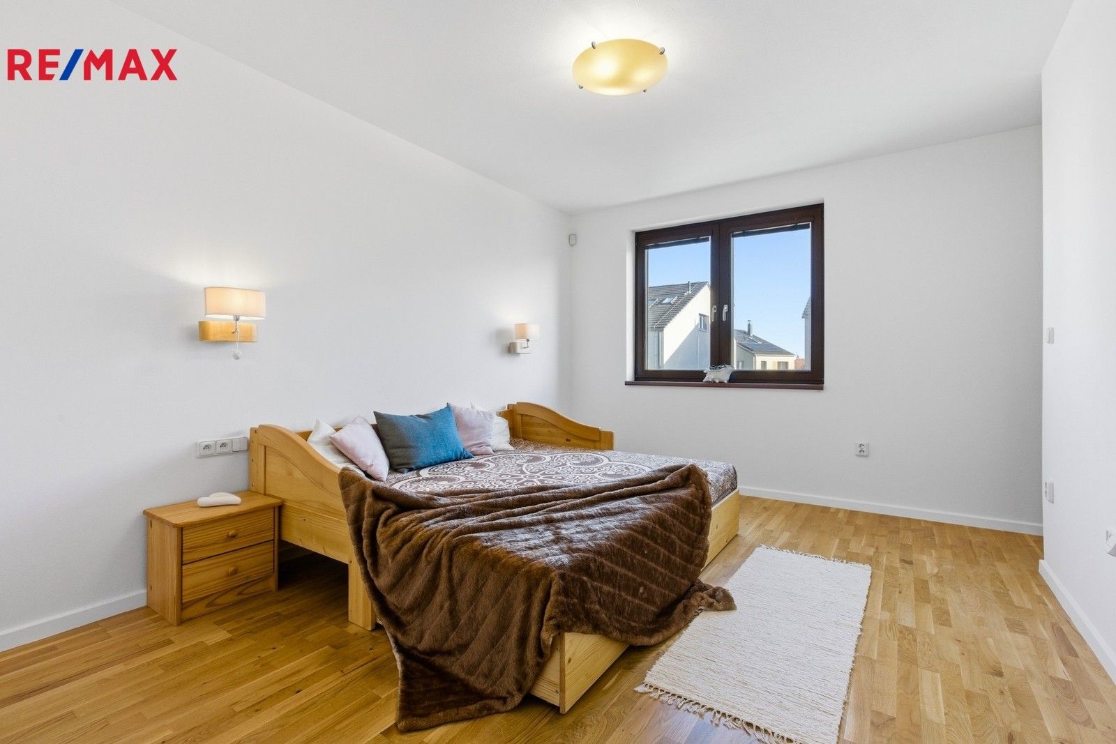 Pronájem rodinný dům - Tulkova, Praha, 240 m²