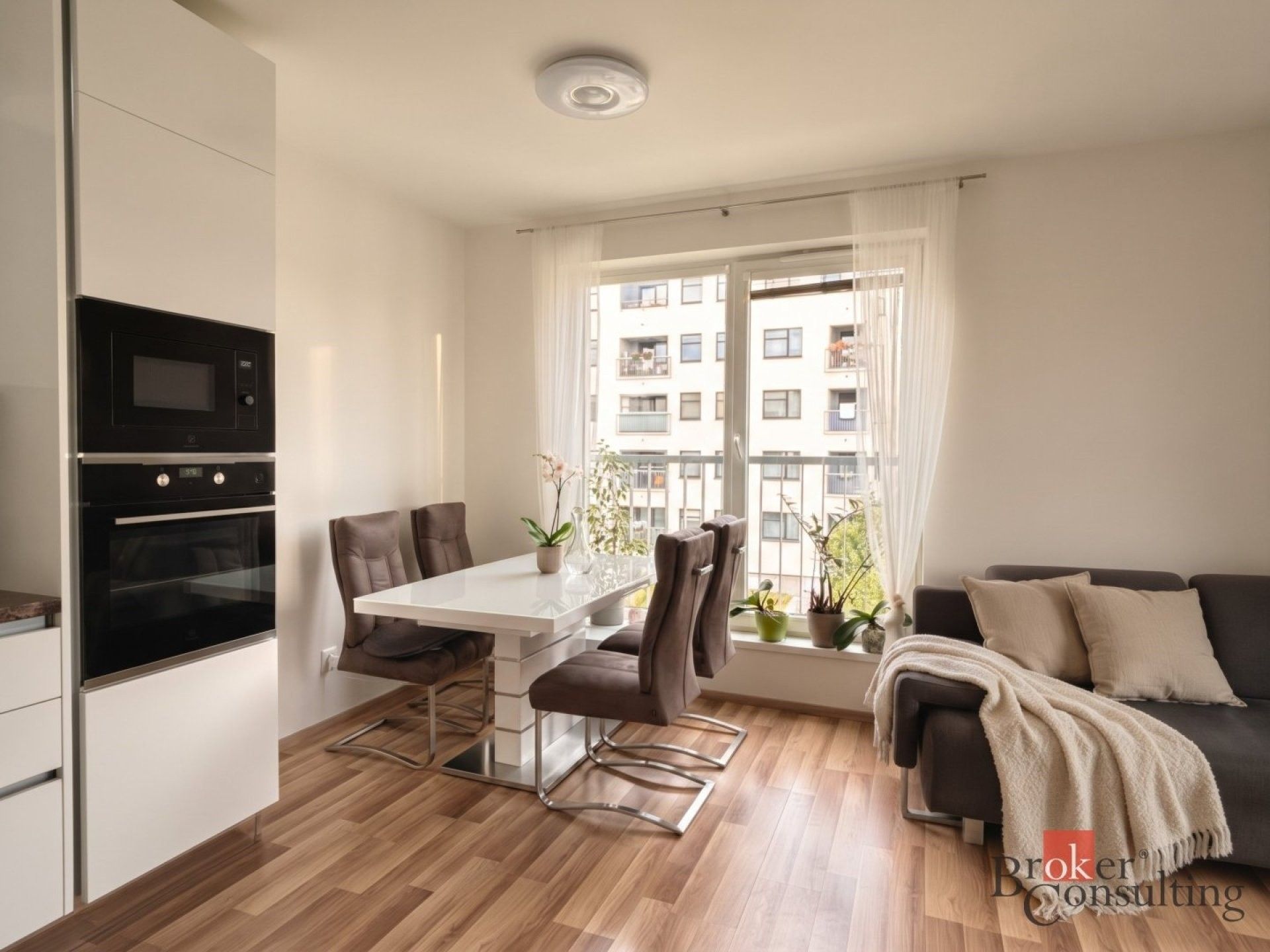 Byt 3+kk · 65 m² · Karla Guta, Praha - 3