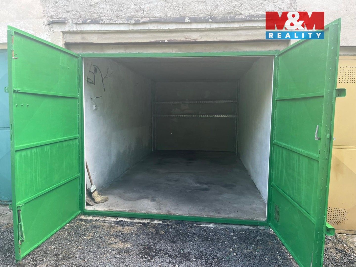 Prodej ostatní - Mánesova, Louny, 18 m²