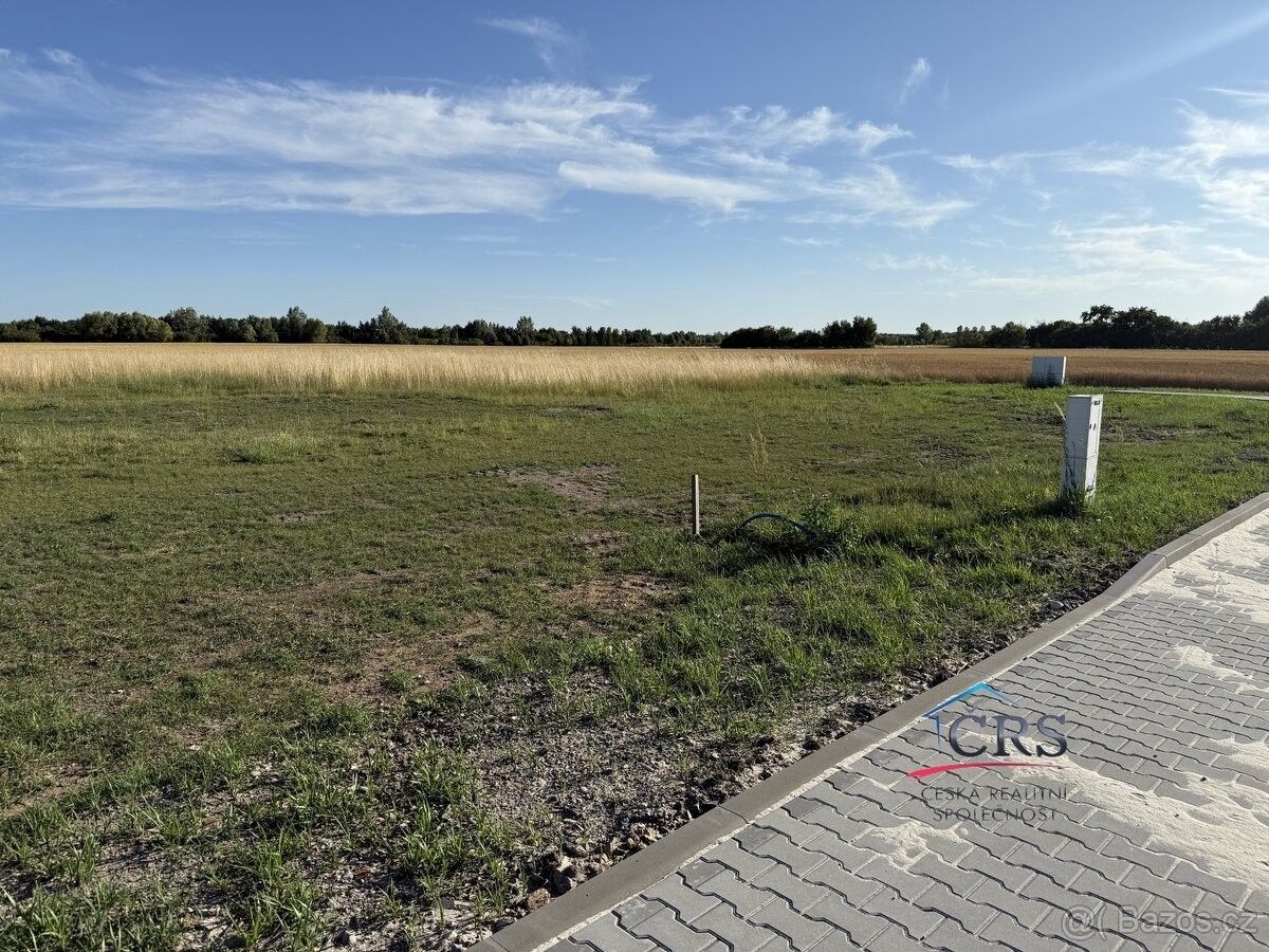 Prodej pozemek pro bydlení - Sány, 289 06