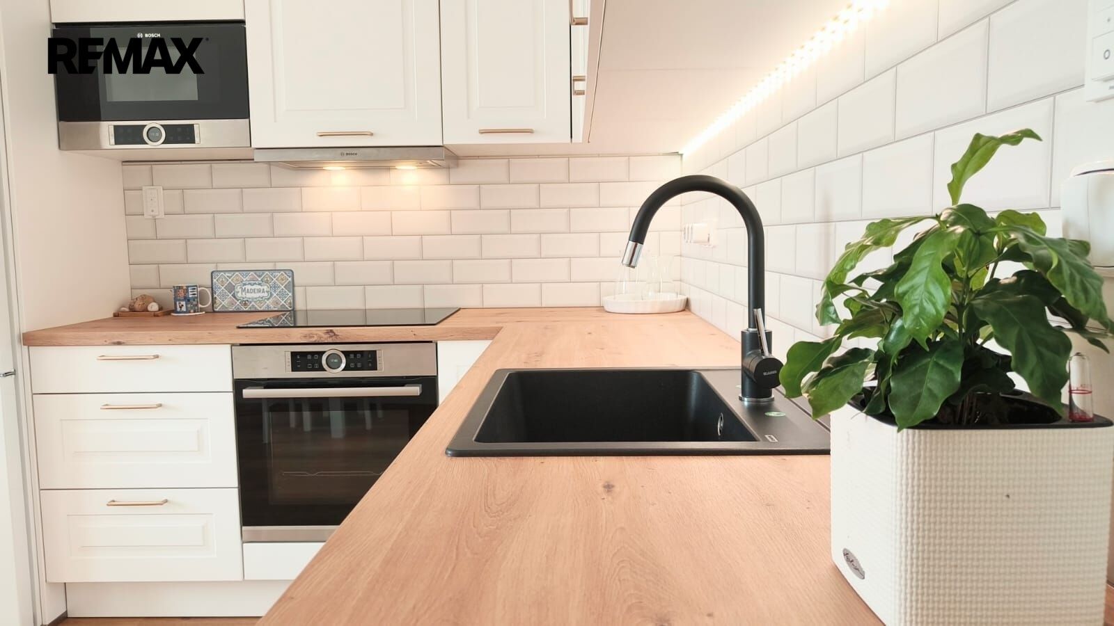 Byt 2+kk · 55 m² · Matoušova 1354, Praha Smíchov - 4