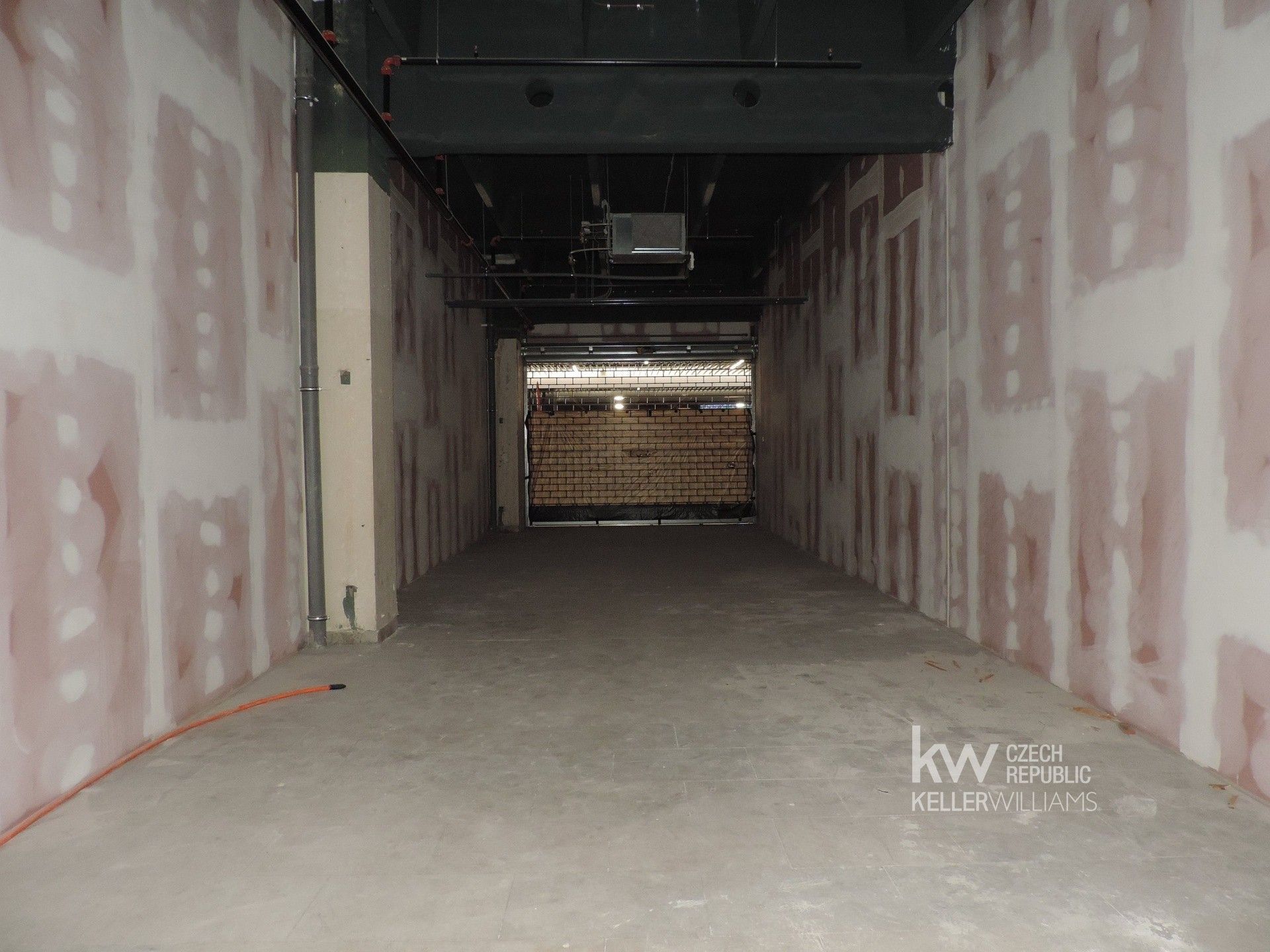 Obchodní prostory, Dukelská třída 1713, Hradec Králové Pražské Předměstí, 78 m² - 2