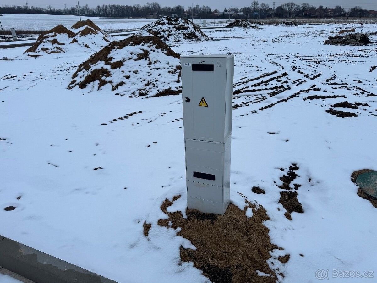 Pozemky pro bydlení, Kly, 277 41