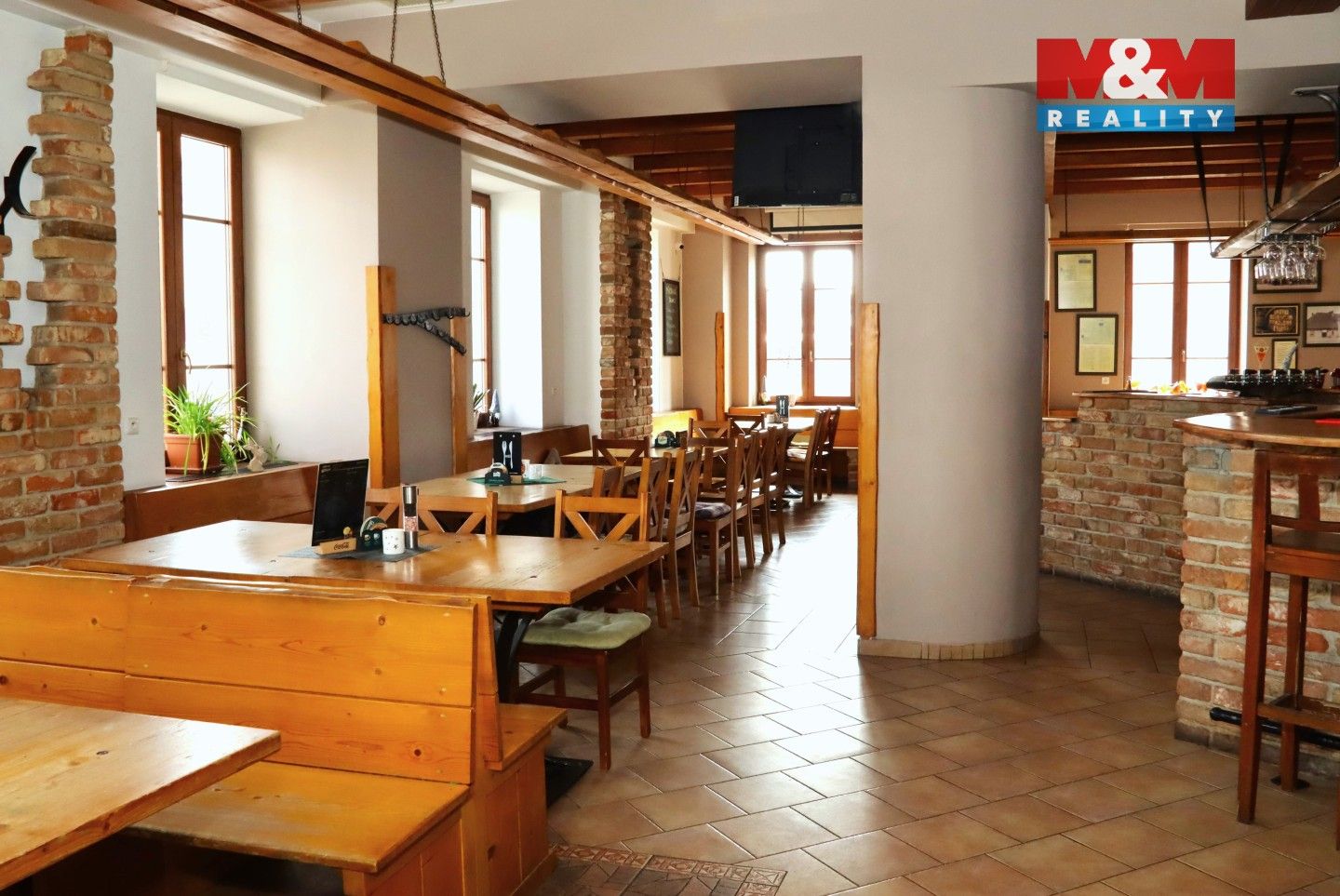 Restaurace · 220 m² · Smetanova, Holice - 4