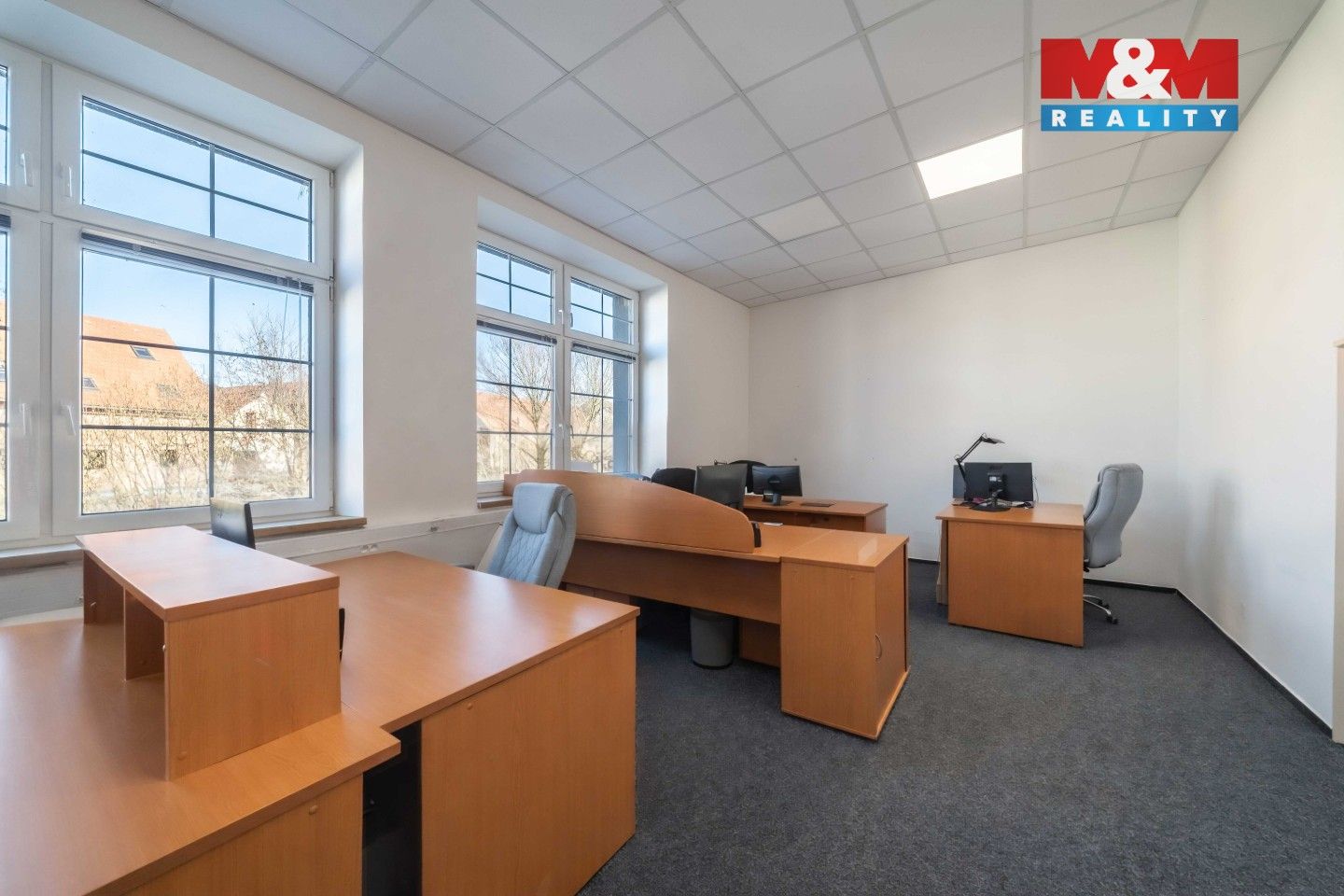 Pronájem kancelář - Božkovské náměstí, Plzeň, 467 m²