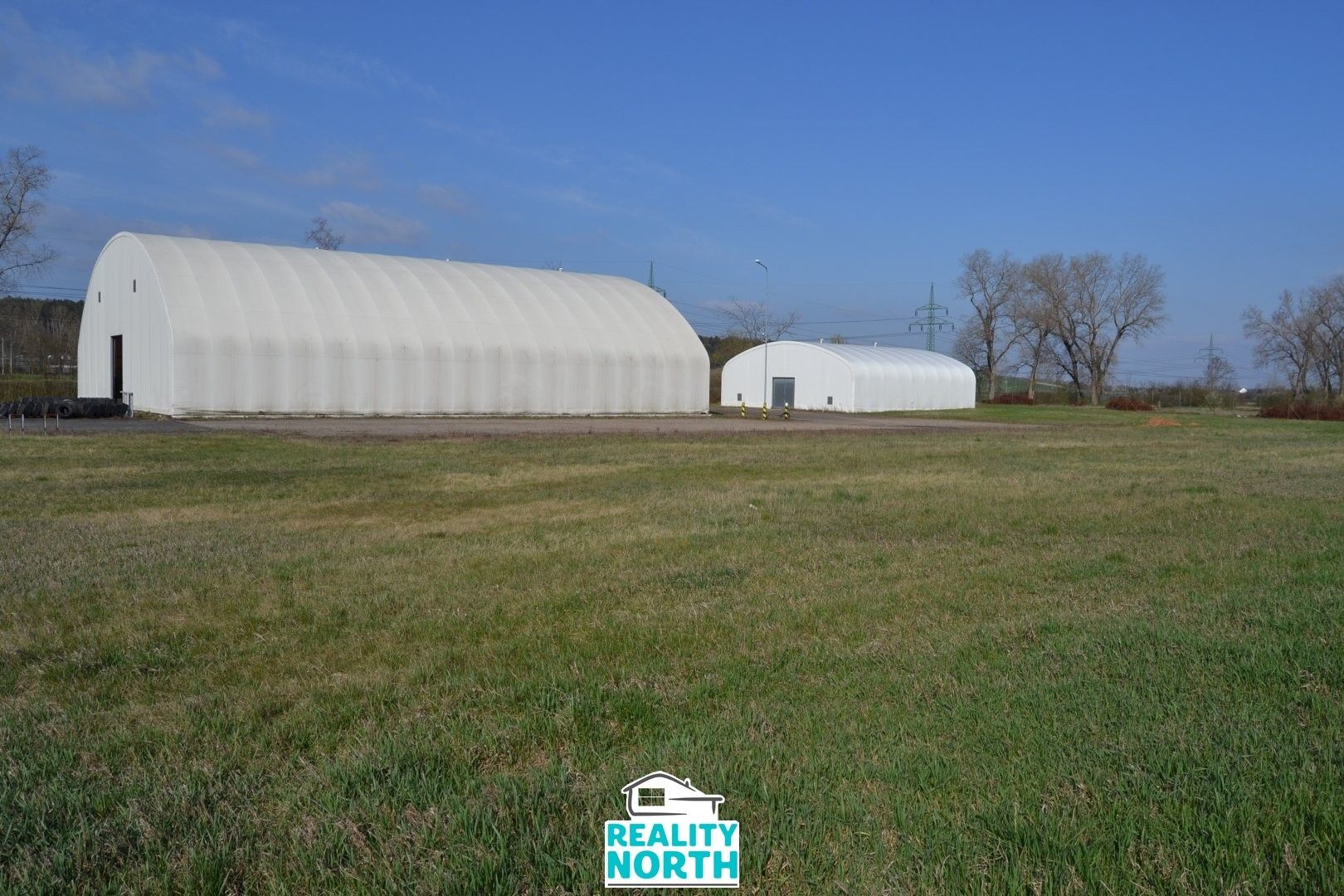 Sklady, Vavřineč, Malý Újezd, 15 331 m²