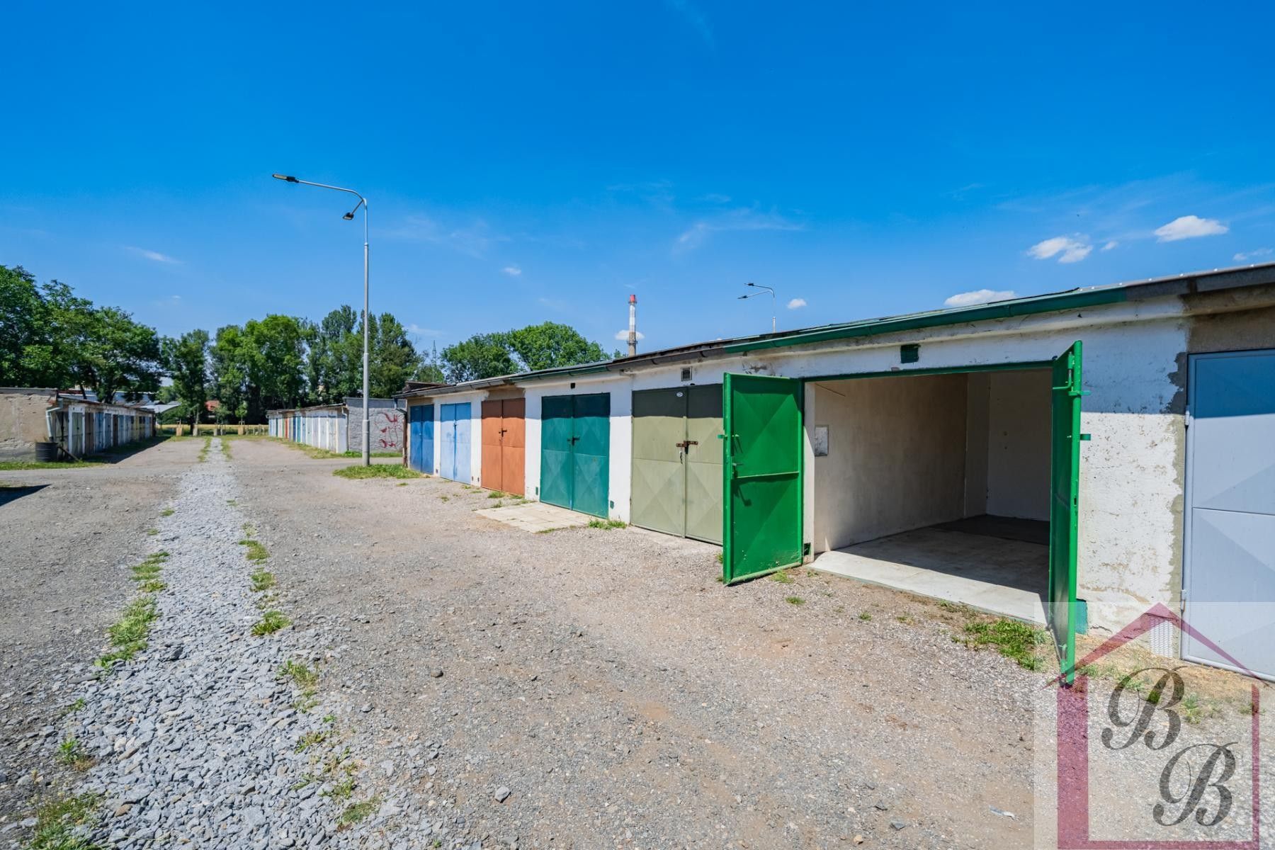Garáže, Boženy Němcové, Benátky nad Jizerou, 16 m² - 1