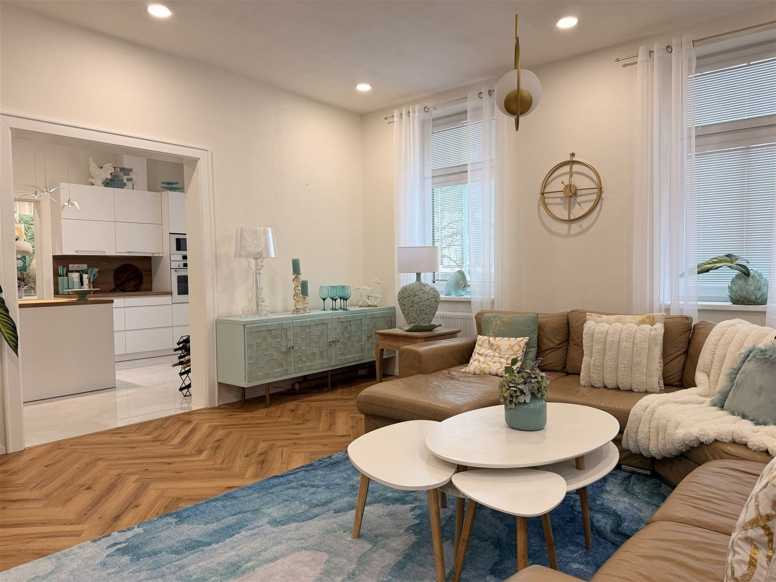 Prodej byt 4+1 - Husovo nám. 74, Děčín, 156 m²