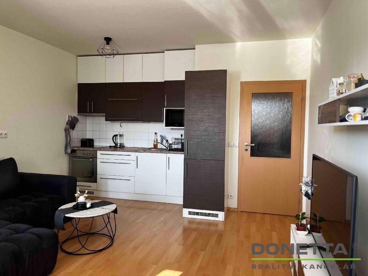 1+kk, Ve Stromovce 714, Hradec Králové Třebeš, 40 m² - 2