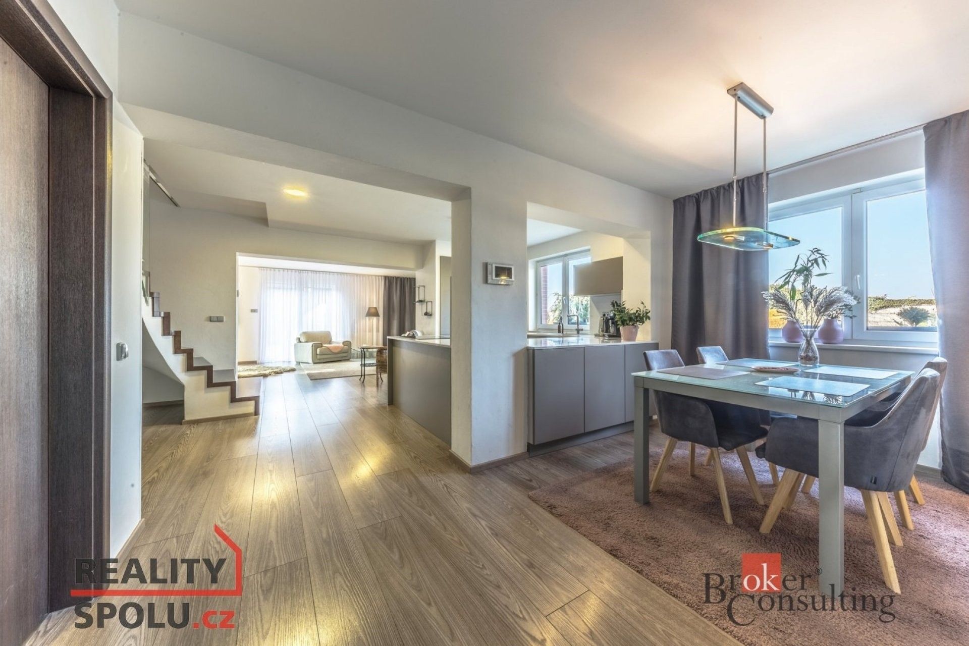 Rodinné domy, Malá, Mladá Boleslav, 280 m²