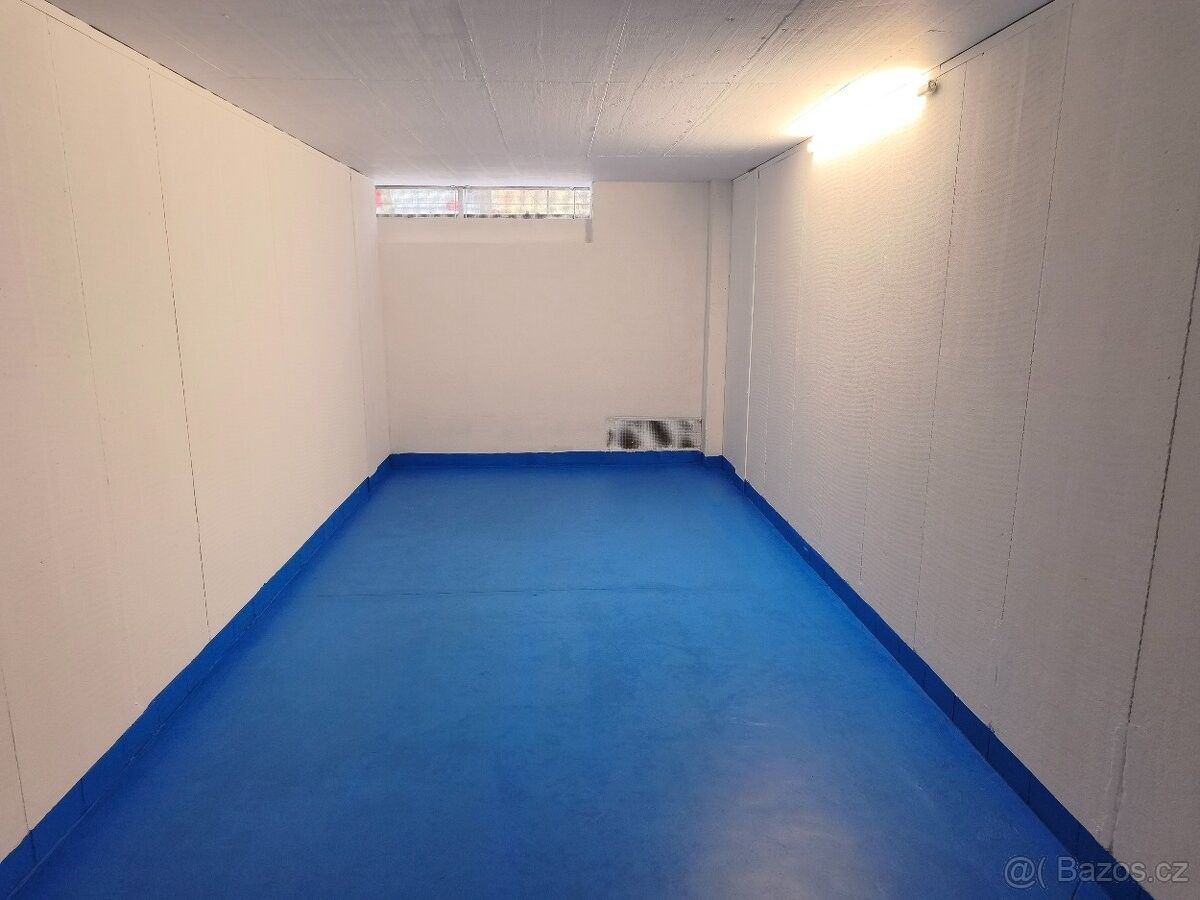 Prodej garáž - Praha, 182 00