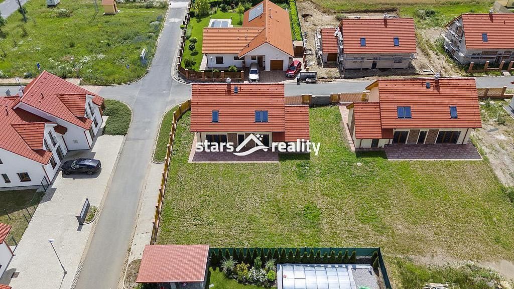 Rodinný dům · 179 m² · Veltrusy, okres Mělník, Středočeský kraj - 4