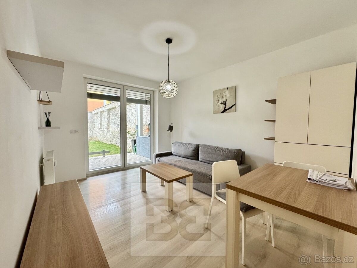 Pronájem byt - Brno, 614 00