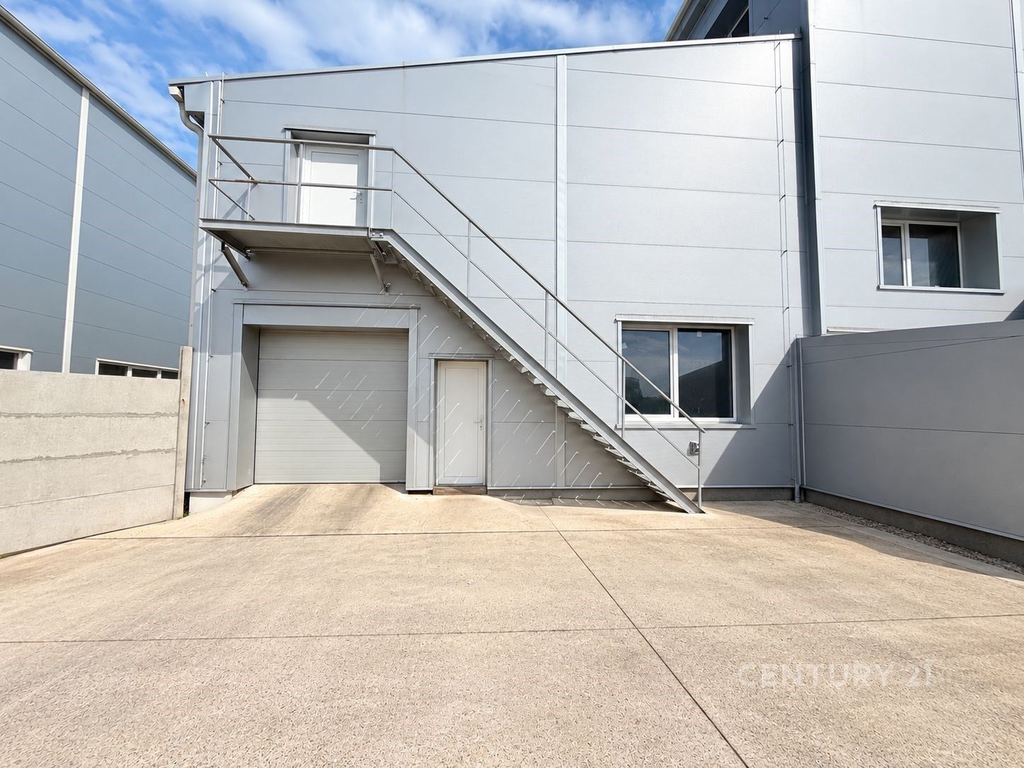 Výrobní prostory, 330 m²