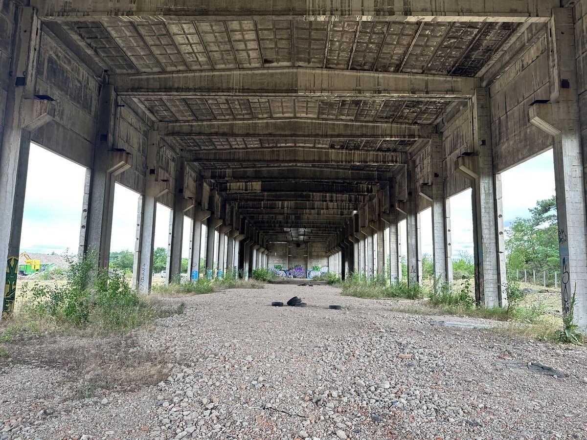 Sklady, Odolena Voda, 250 70