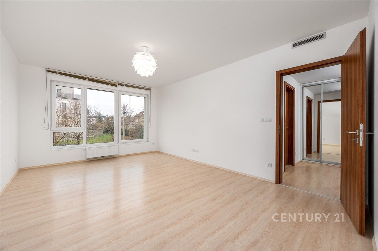 2+kk, Nepomuckých, Praha, 52 m²