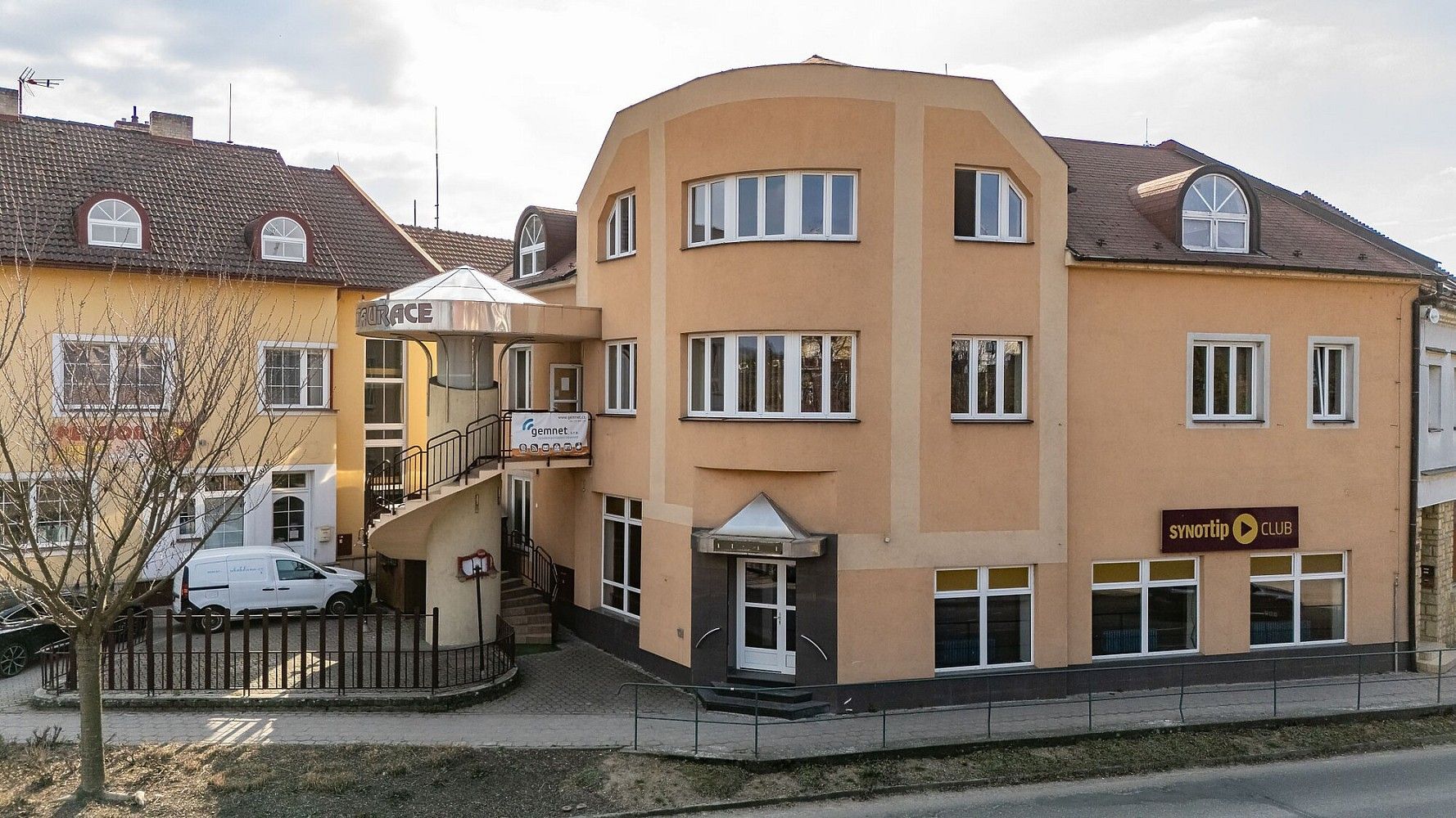 Obchodní prostory, 440 m²