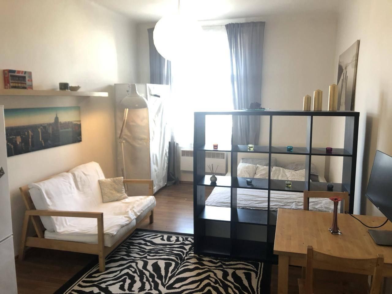 Pronájem byt 1+kk - Koněvova, Praha, 22 m²