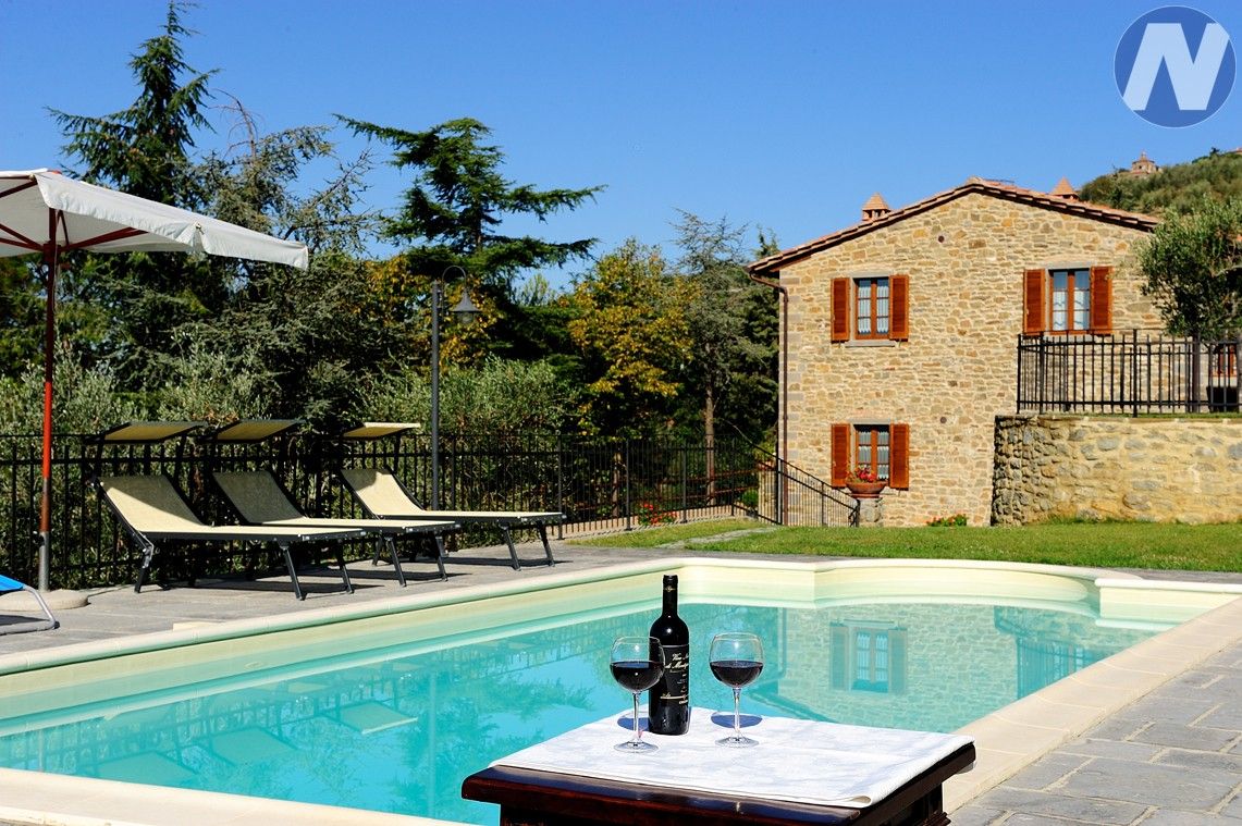 Rodinné domy, 987 66, Zahraničí