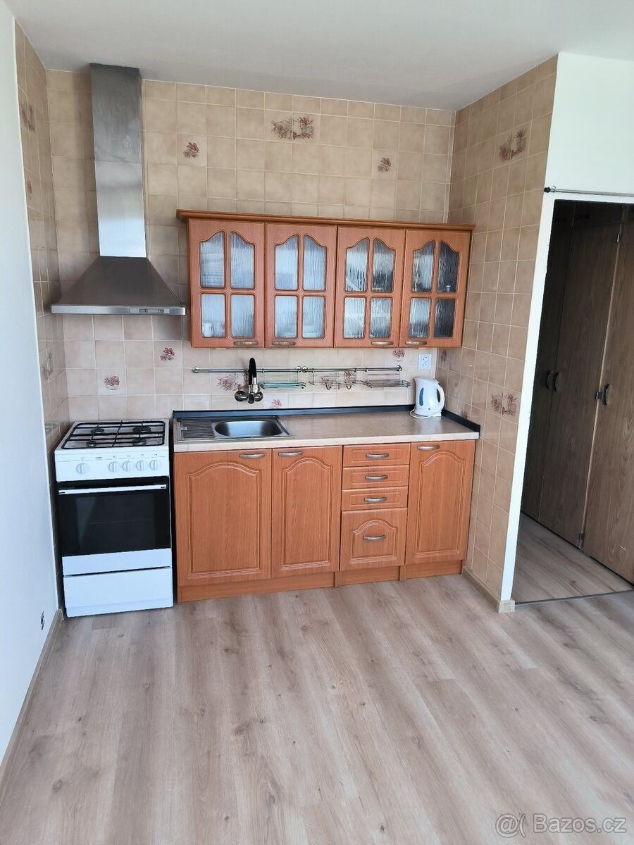 Byty, Chomutov, 430 04 - 1
