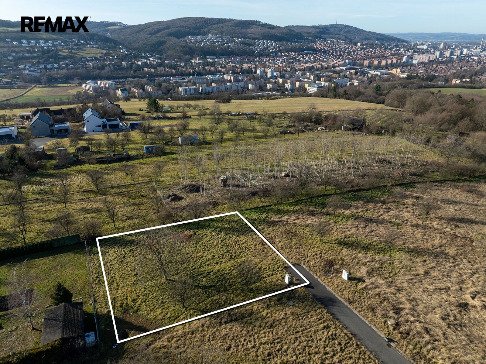 Pozemek pro bydlení · 749 m² · Zlín - 3