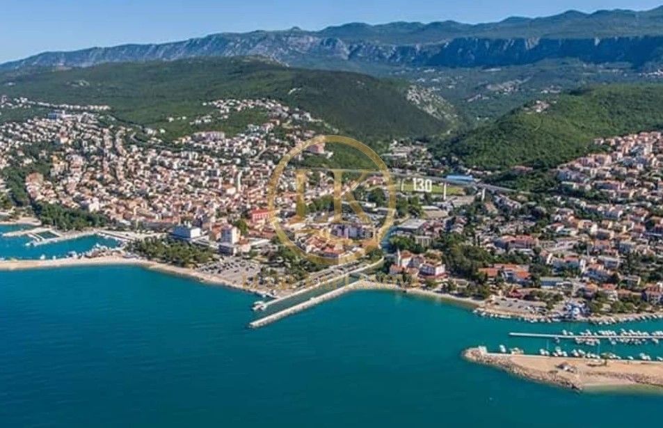 Rodinné domy, 987 66, Zahraničí - 2
