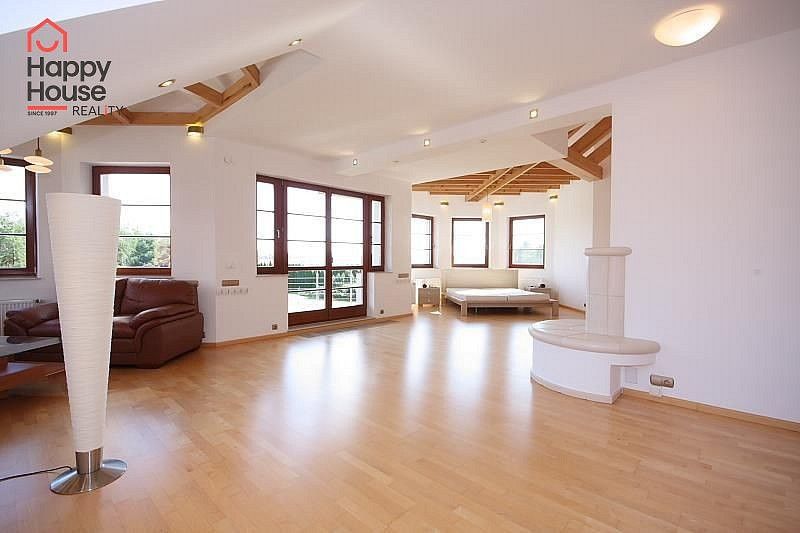 Rodinný dům · 310 m² · Praha - Újezd u Průhonic, okres Praha 11, Hlavní město Praha - 4
