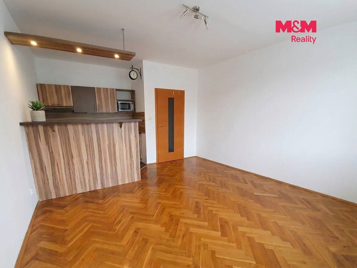 2+kk, Hrdinů, Liberec, 42 m² - 2