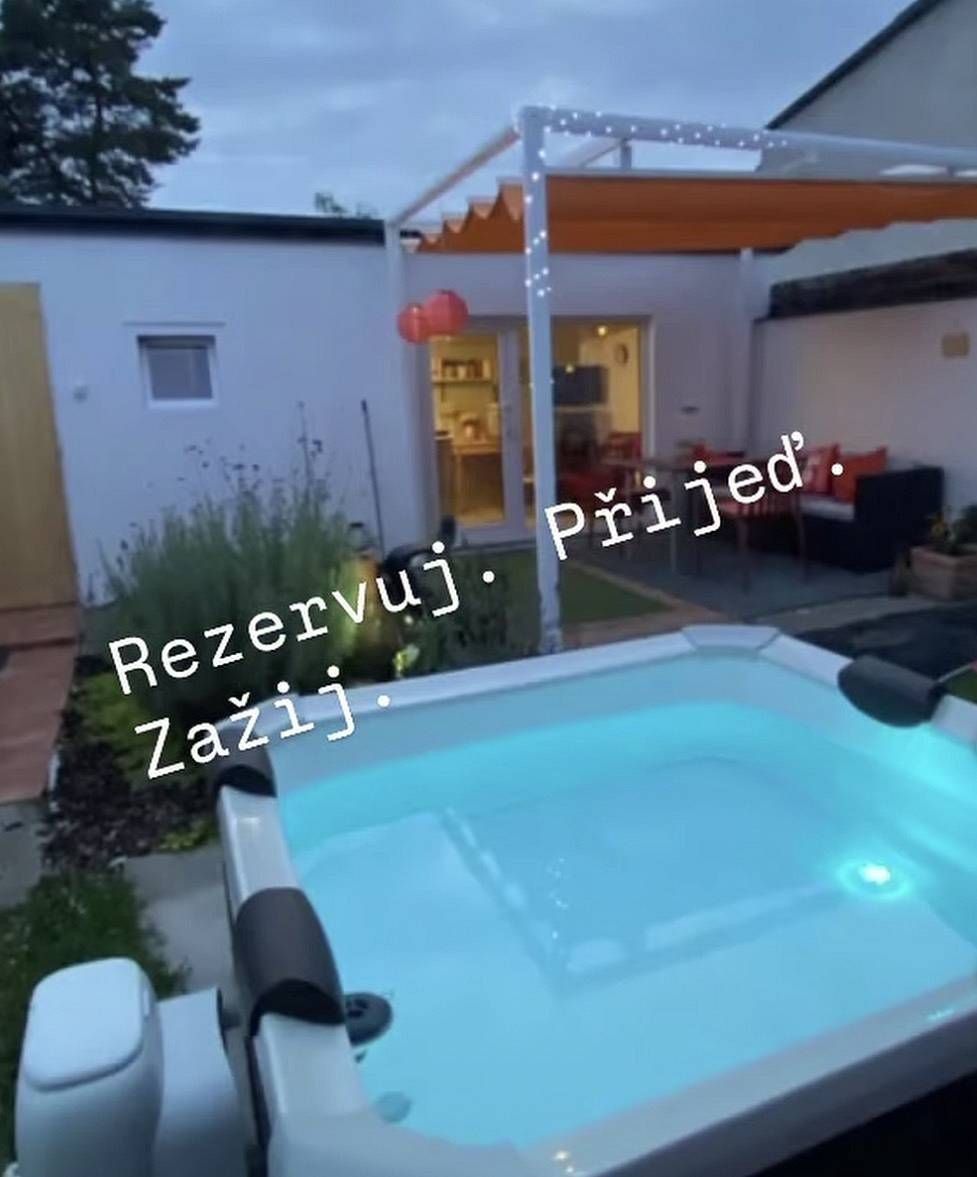 Chaty, Neratovice - Mlékojedy u Neratovic, Středočeský kraj - 1