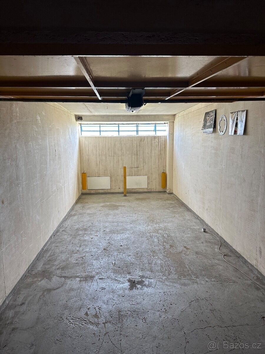 Pronájem garáž - Praha, 148 00