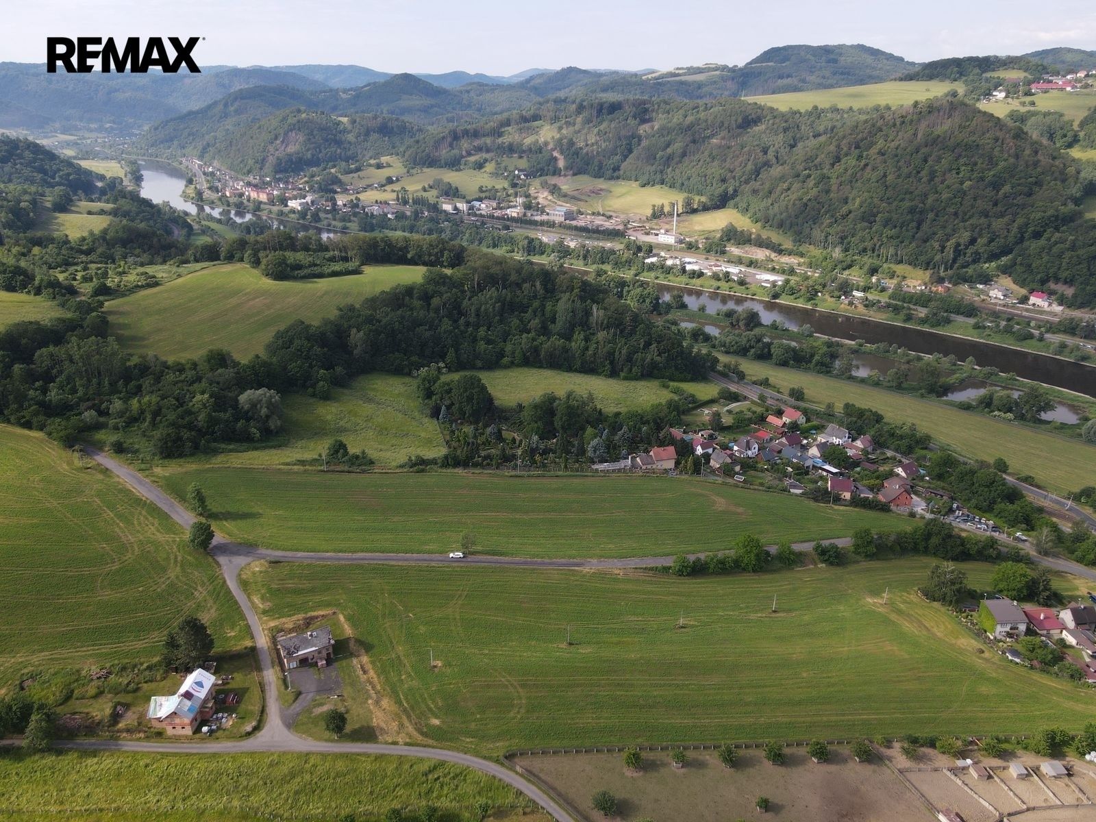 Prodej pozemek pro bydlení - Děčín, 17 584 m² - 5