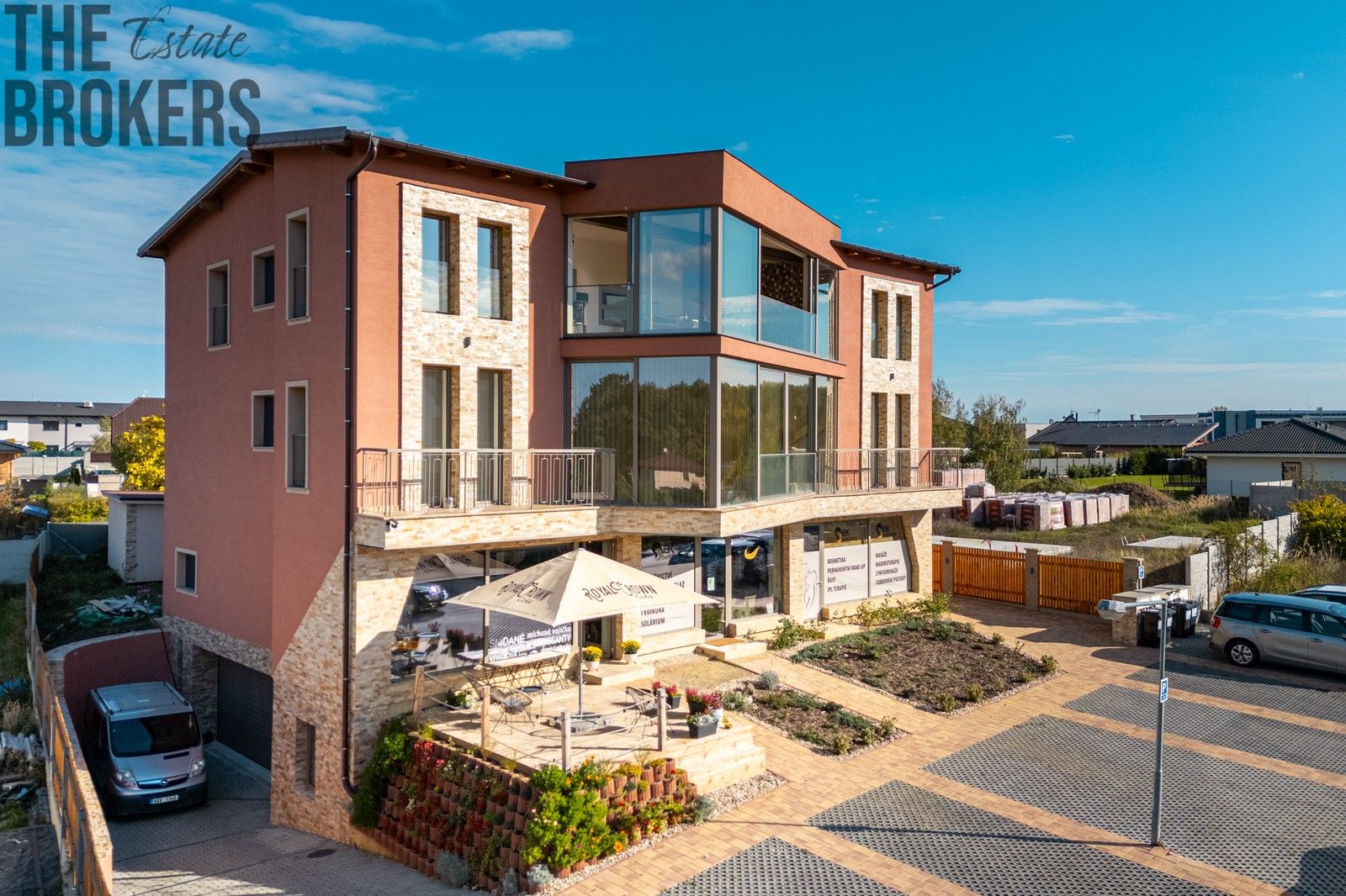 Pronájem obchodní prostory - Hlavní, Horoušany, 99 m²