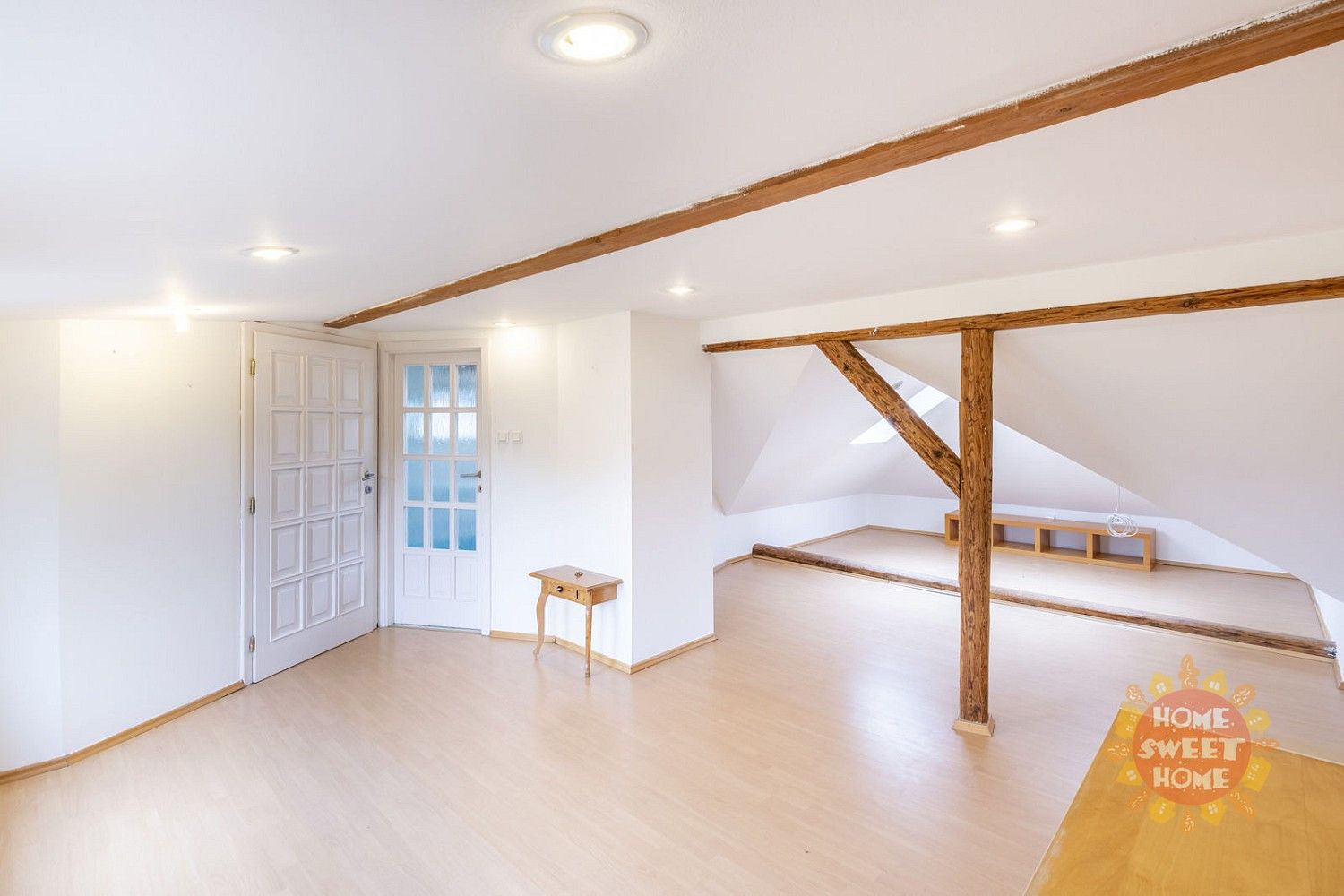 Pronájem rodinný dům - Praha - Kobylisy, okres Praha 8, Hlavní město Praha, 265 m² - 5
