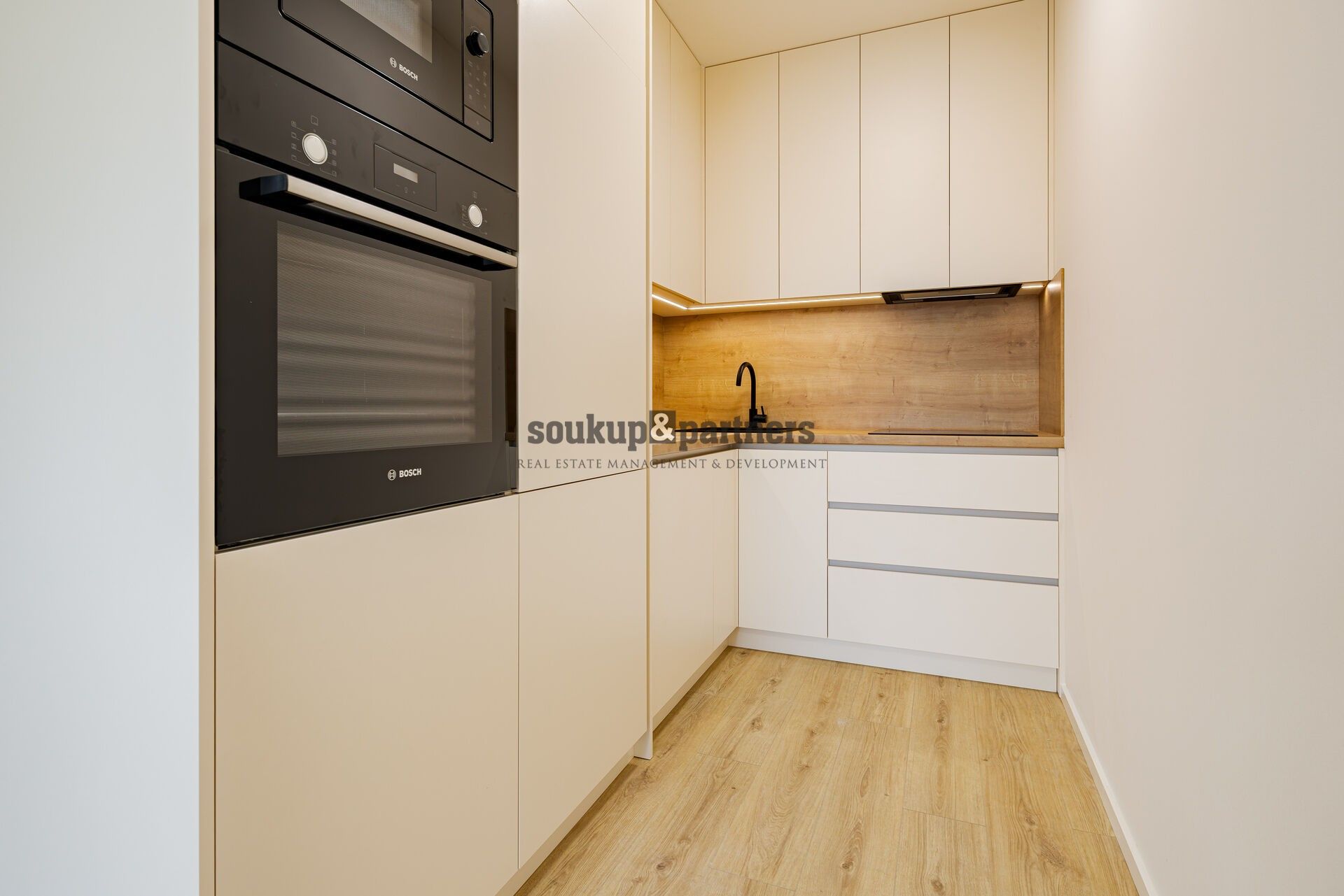 2+kk, Ke stadionu, Kladno, 48 m²