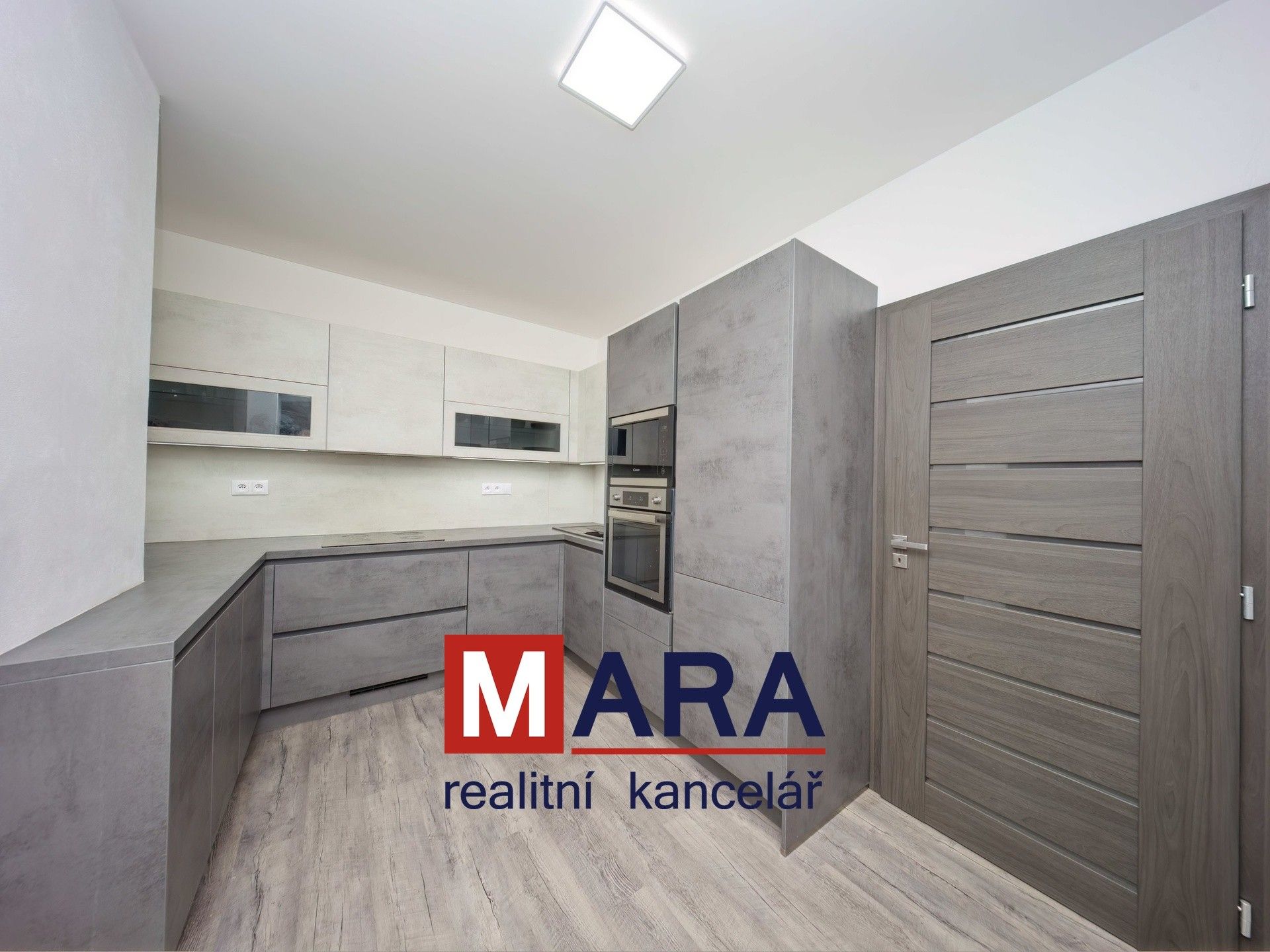 3+1, Selské nám., Olomouc, 88 m²