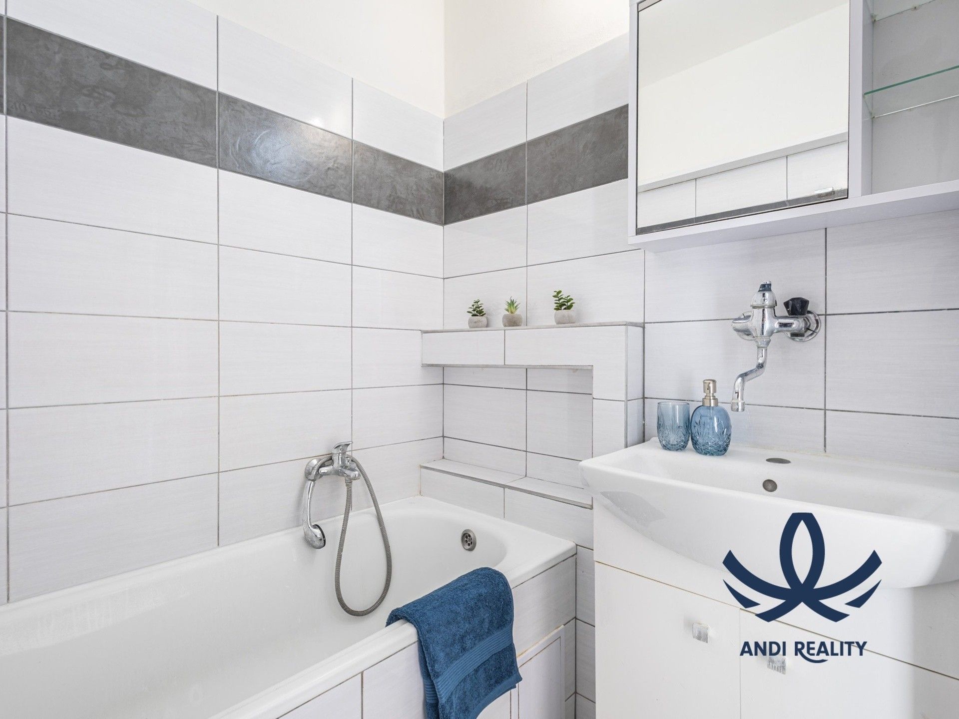 Byt 3+1 · 72 m² · Nádražní, Mnichovo Hradiště - 3
